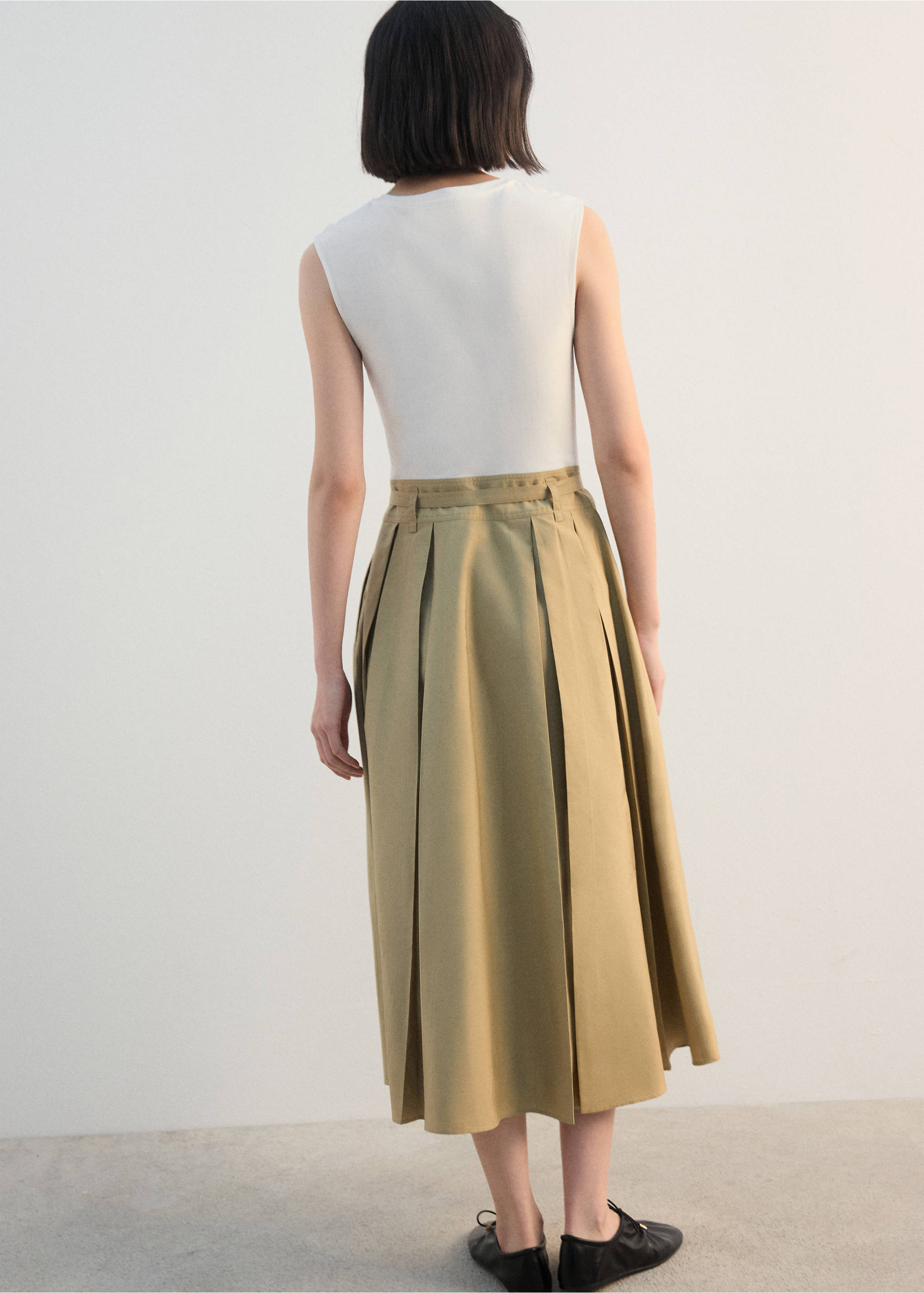 Flared midi-dress with belt - Reverse of the article, Medium Brown. Ref: 27012544-00.