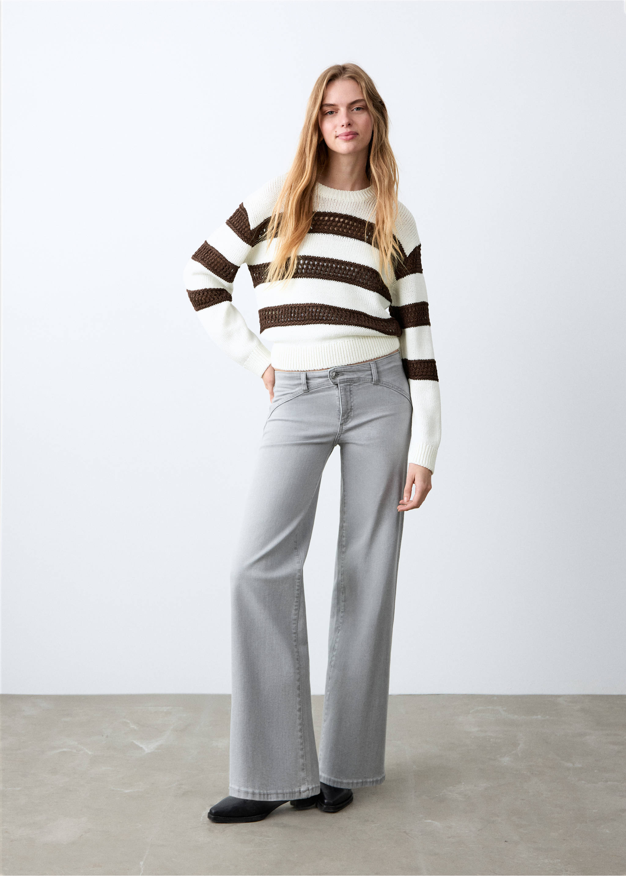 Openwork knit sweater - General plane, Brown. Ref: 27012547-00.