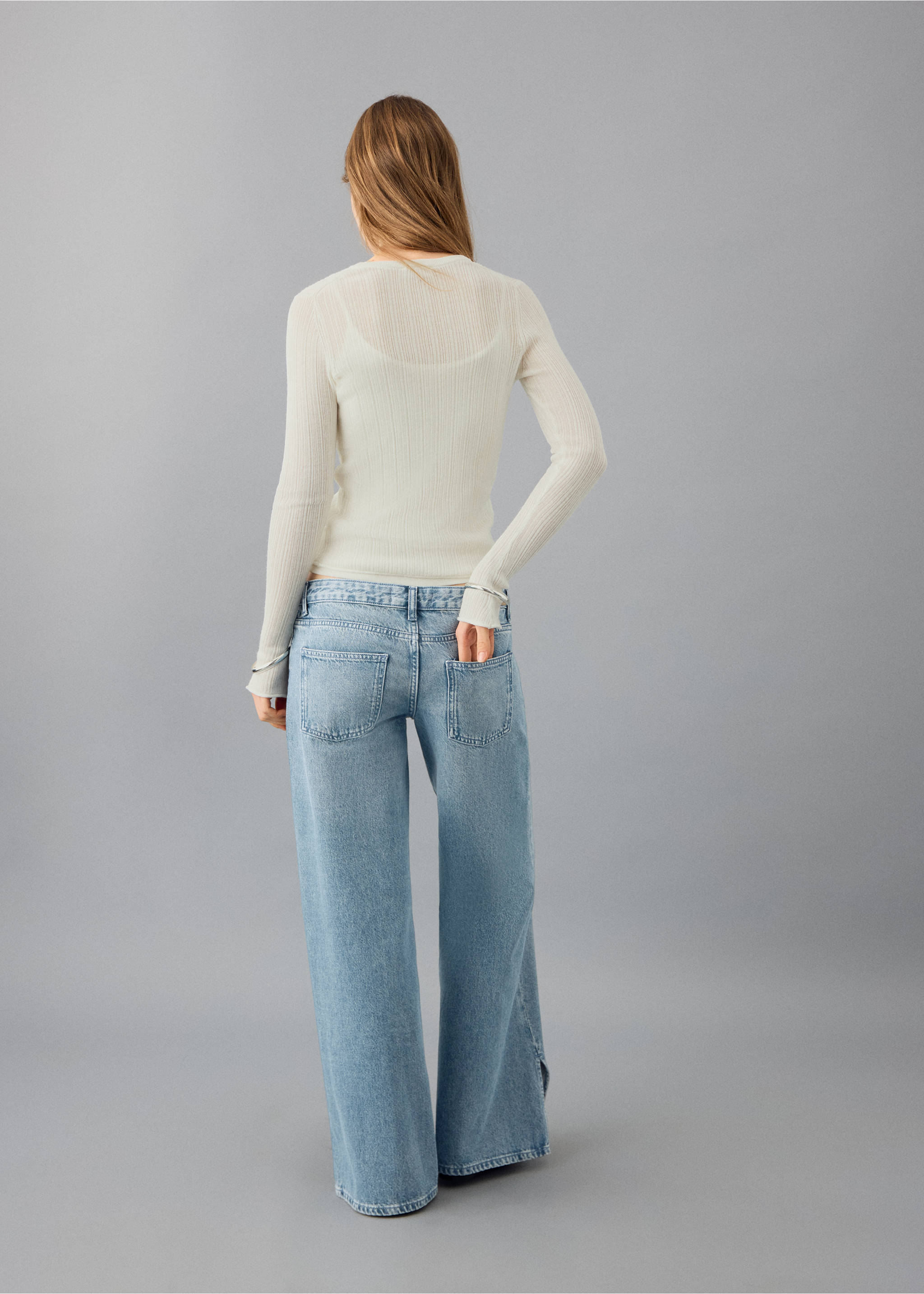 Fine-knit sweater - Reverse of the article, Off White. Ref: 27012552-00.