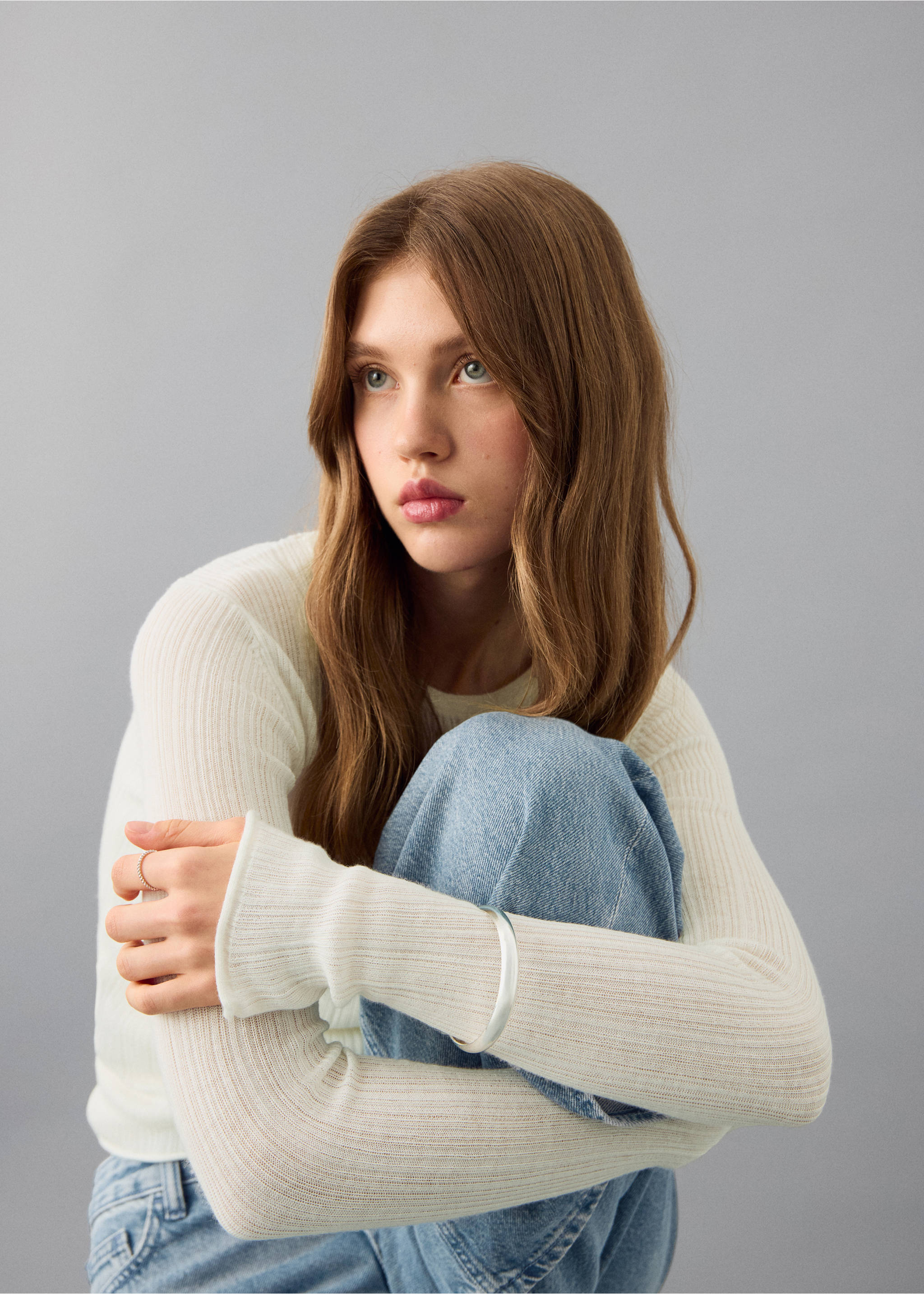 Fine-knit sweater - Details of the article 2, Off White. Ref: 27012552-00.