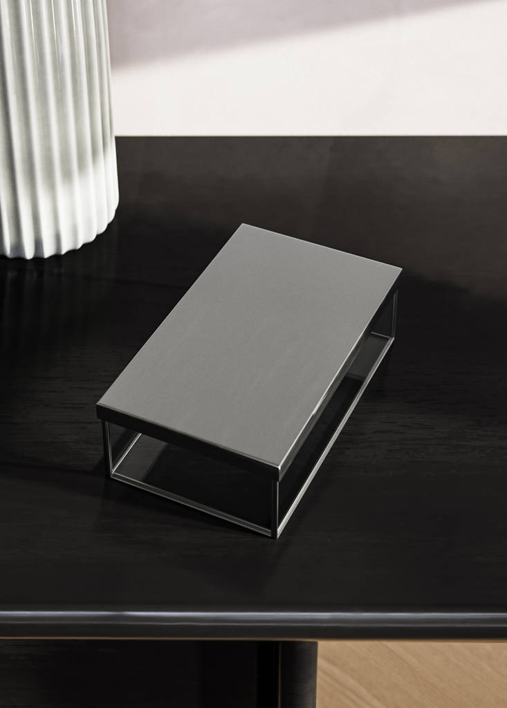 Medium glass box with metal contrast — Silver