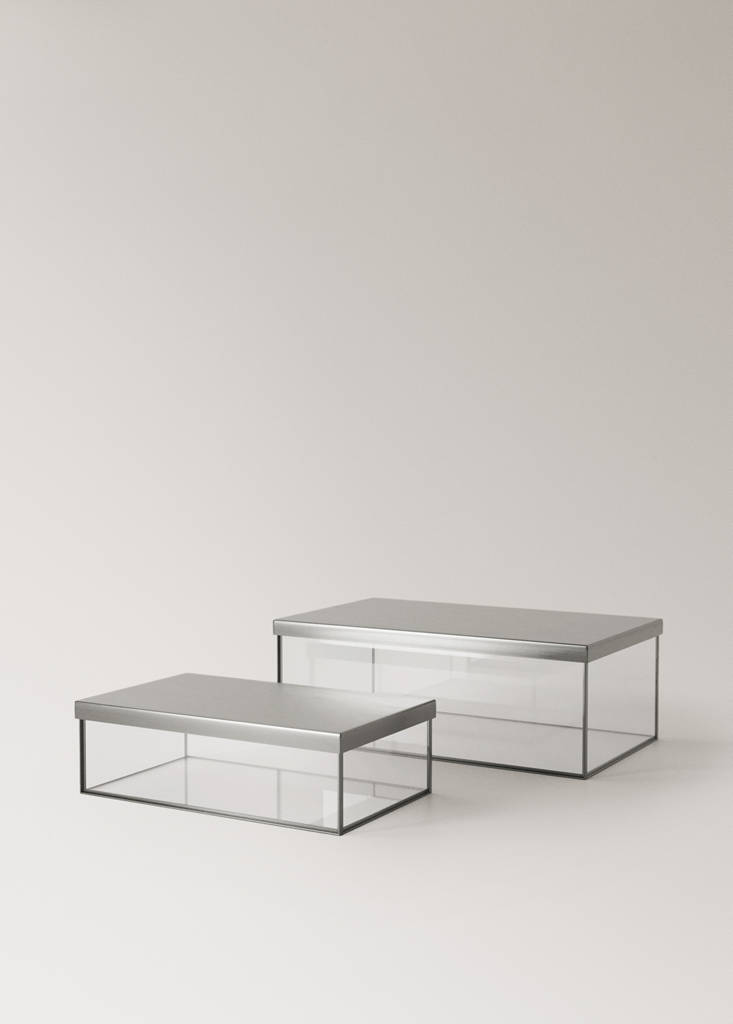 Medium glass box with metal contrast — Silver