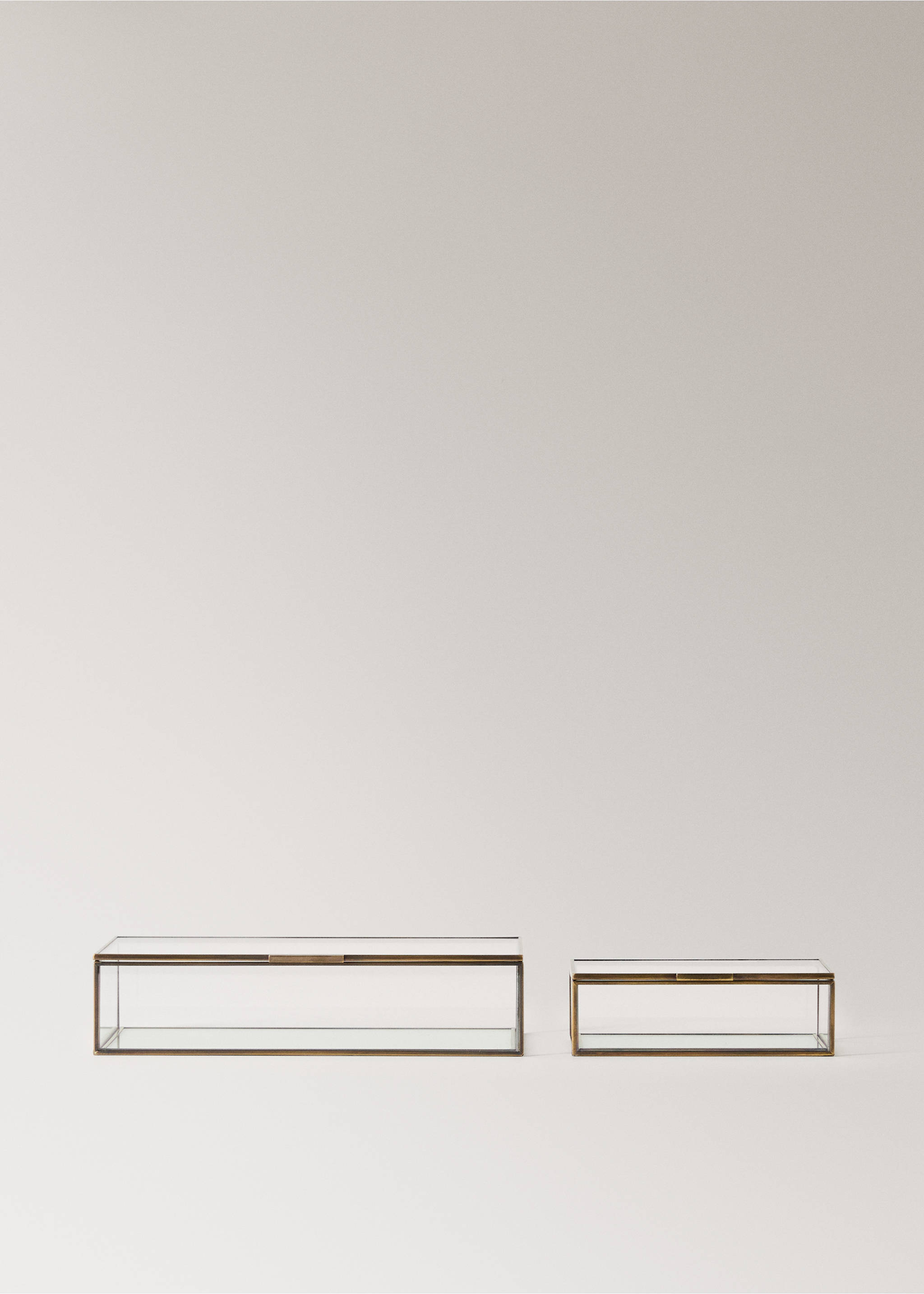 Medium box with metal profile - Details of the article 3, Gold. Ref: 27012915-00.