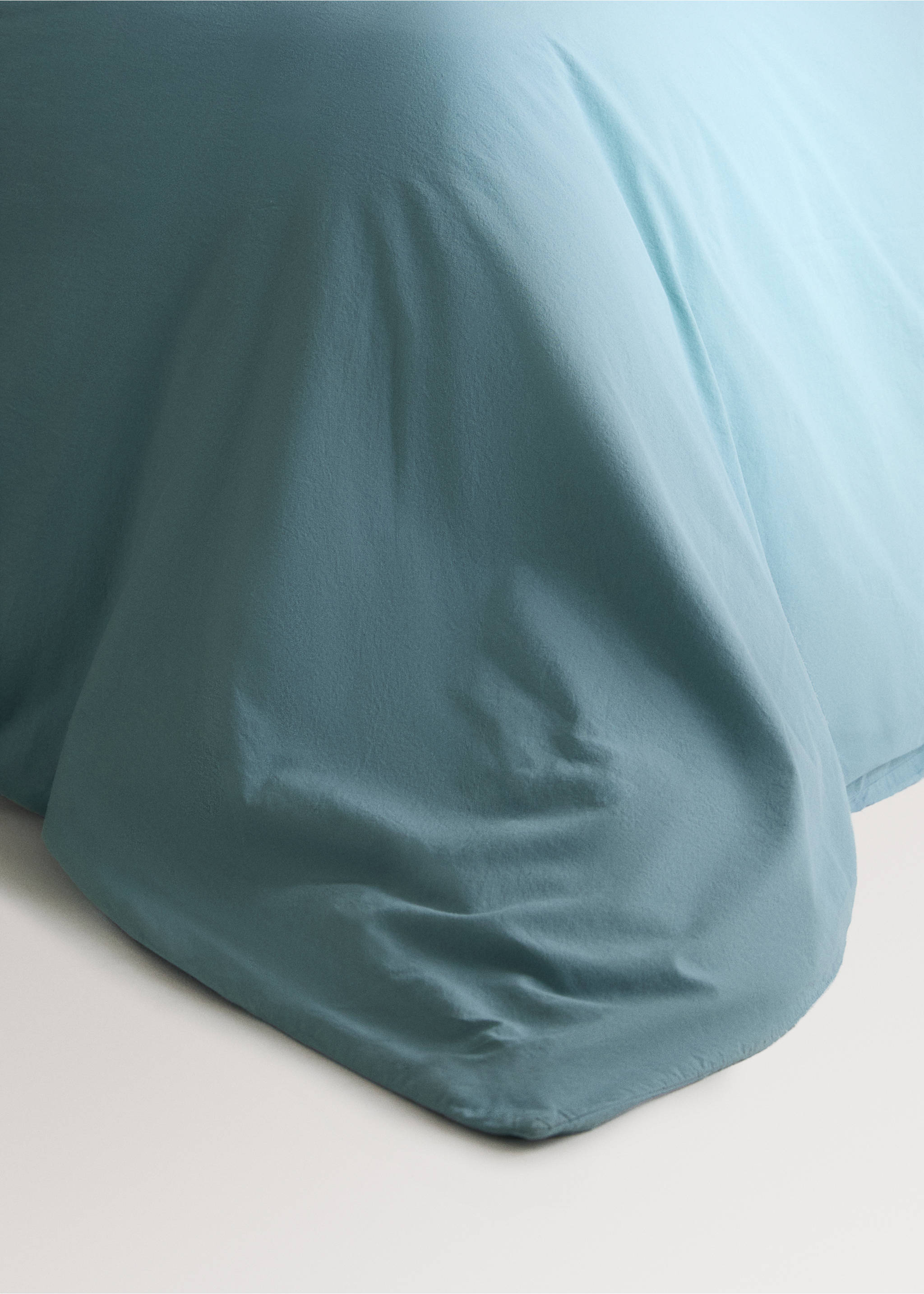 Garment-dyed cotton duvet cover for 90cm bed - Details of the article 8, Aqua Green. Ref: 27012918-00.