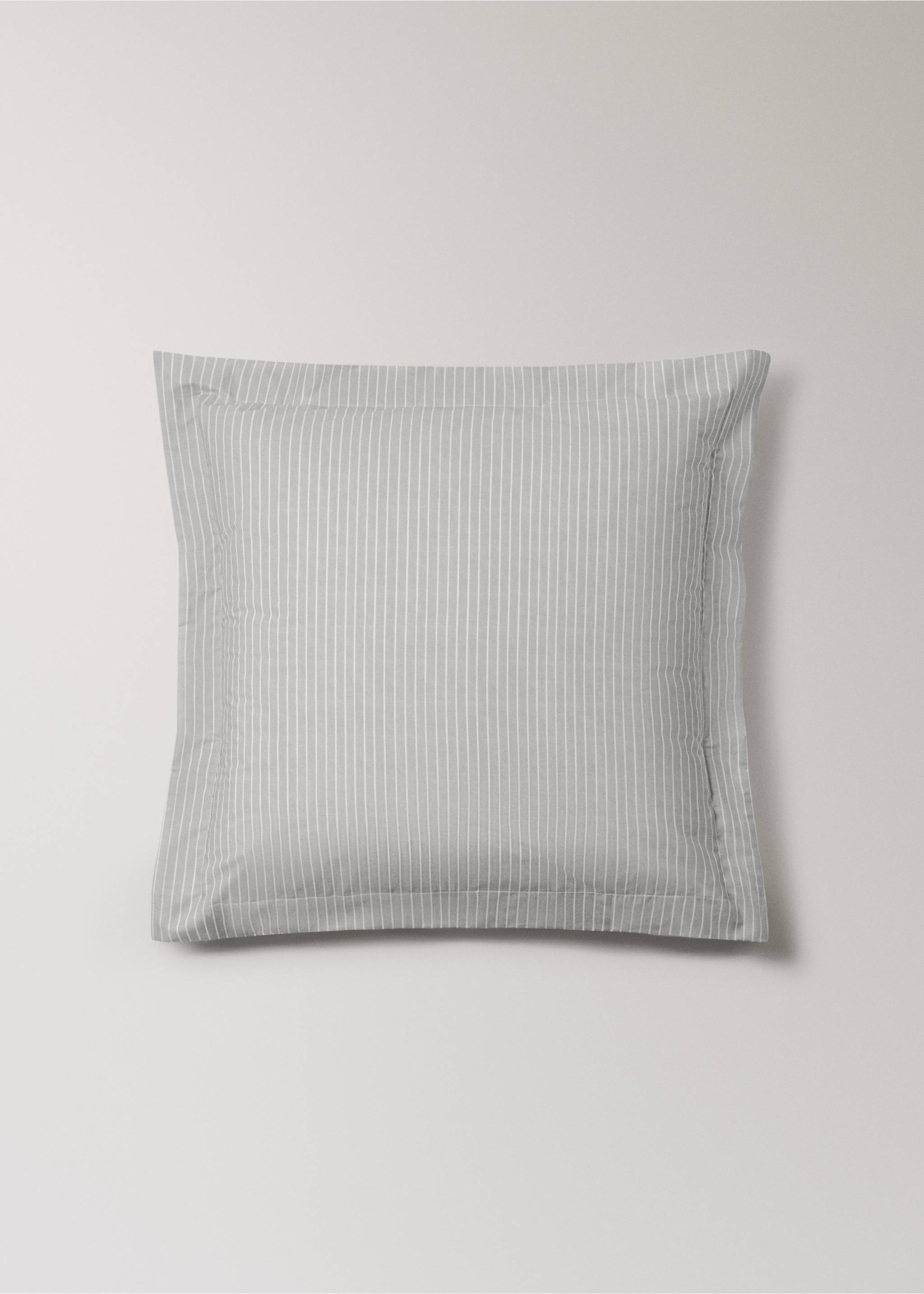 Two 60x60 cm percale cotton striped pillowcases - Article without model, Light/Pastel Grey. Ref: 27012939-00.