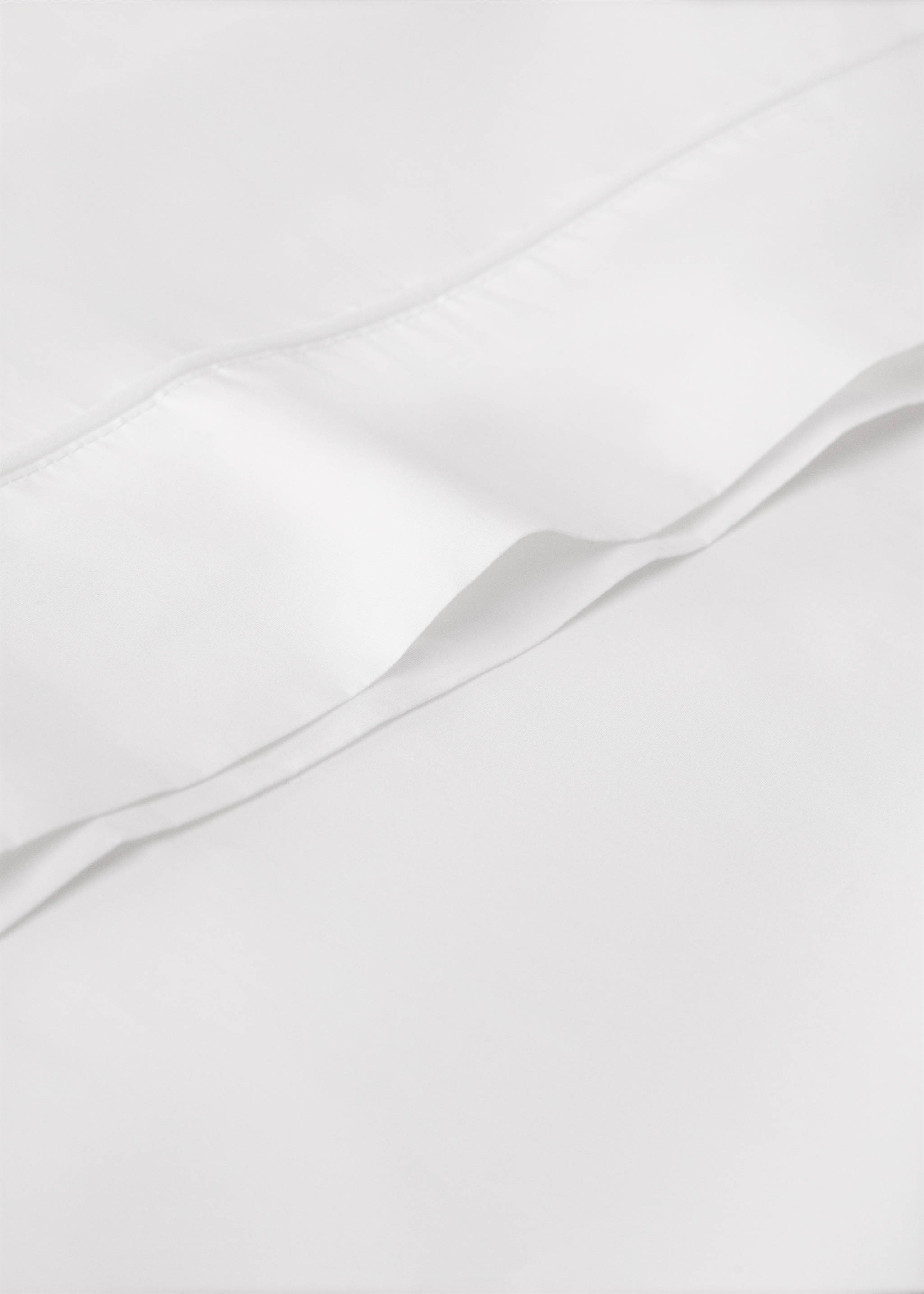 500-thread count cotton percale pillowcase with rounded piping detail, 45x110 cm - Details of the article 1, White. Ref: 27012940-00.