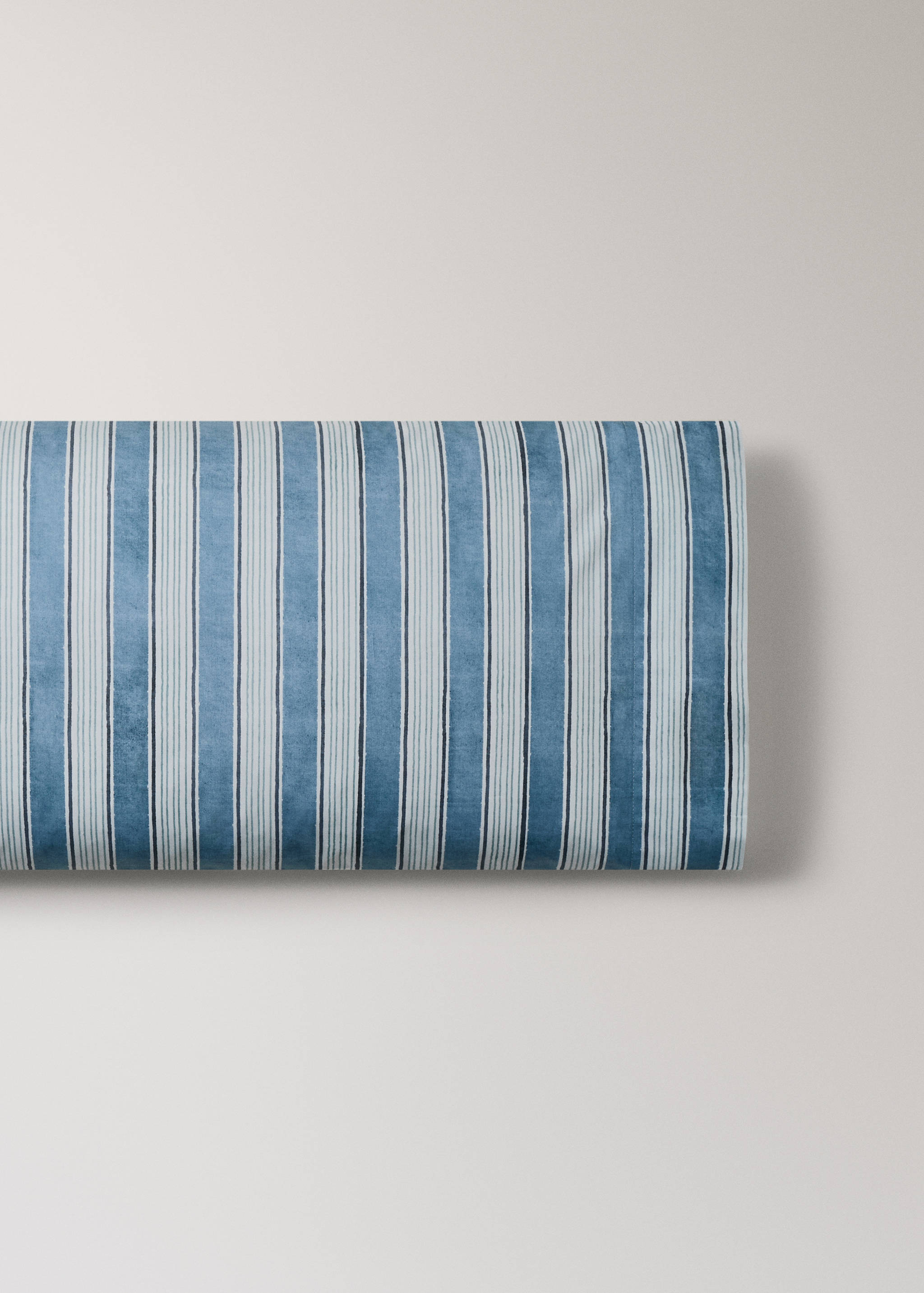 Watercolour Wide Stripe Pillow Cover 45x110 cm - Article without model