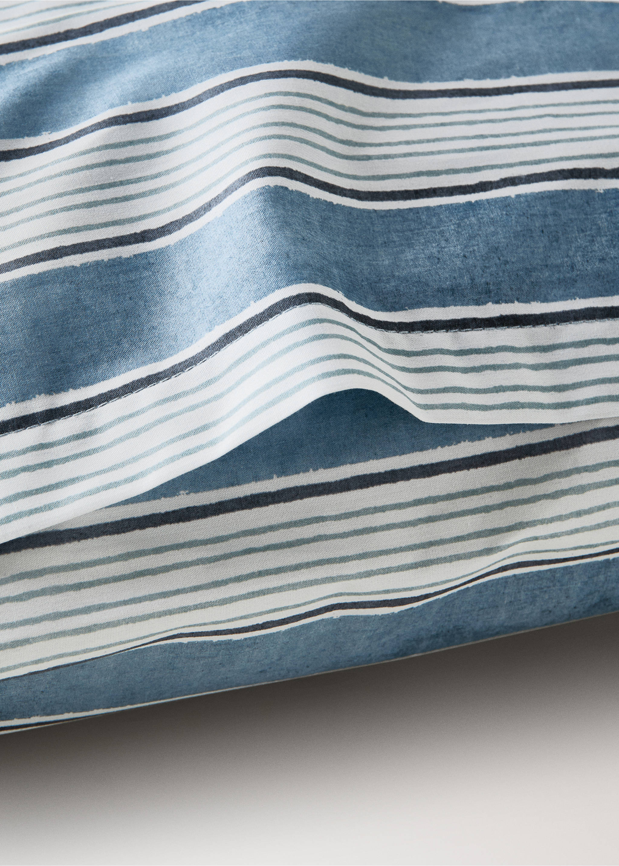 Two wide stripe watercolour pillow covers 50x75 cm - Details of the article 1, Blue. Ref: 27012944-00.