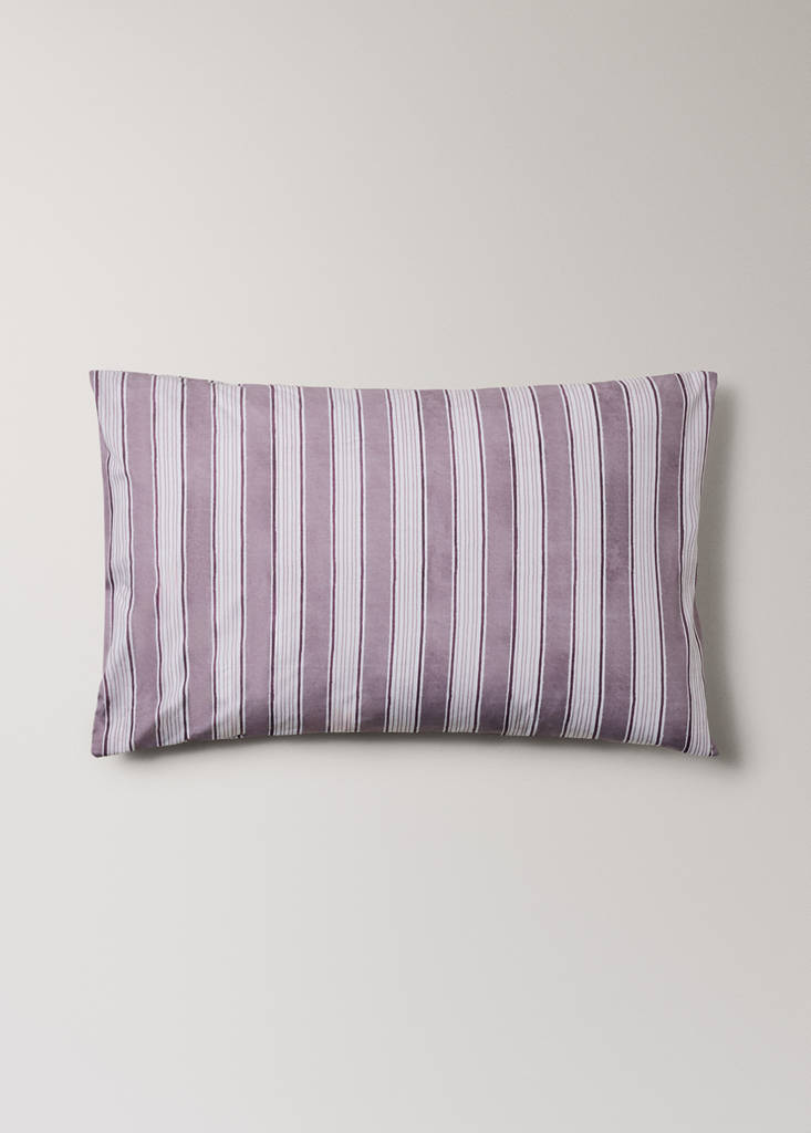 Two wide stripe watercolour pillow covers 50x75 cm — Blackberry