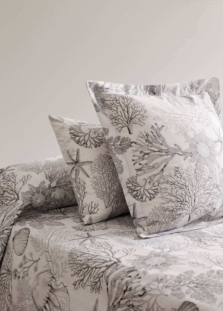 Two printed percale pillowcases with a sea motif 50x75 cm — Grey