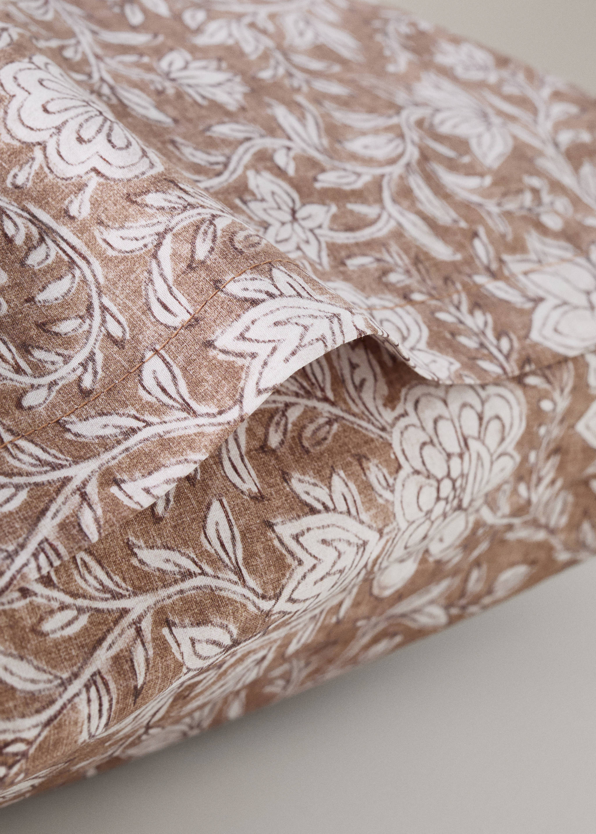 Two percale cotton floral pillowcases 50x75 cm - Details of the article 1