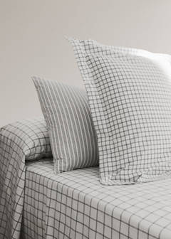 Two percale striped pillowcases 50x75 cm — Grey 1