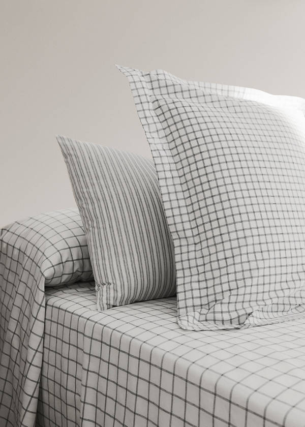 Two 60x60 cm percale checked pillowcases — Grey
