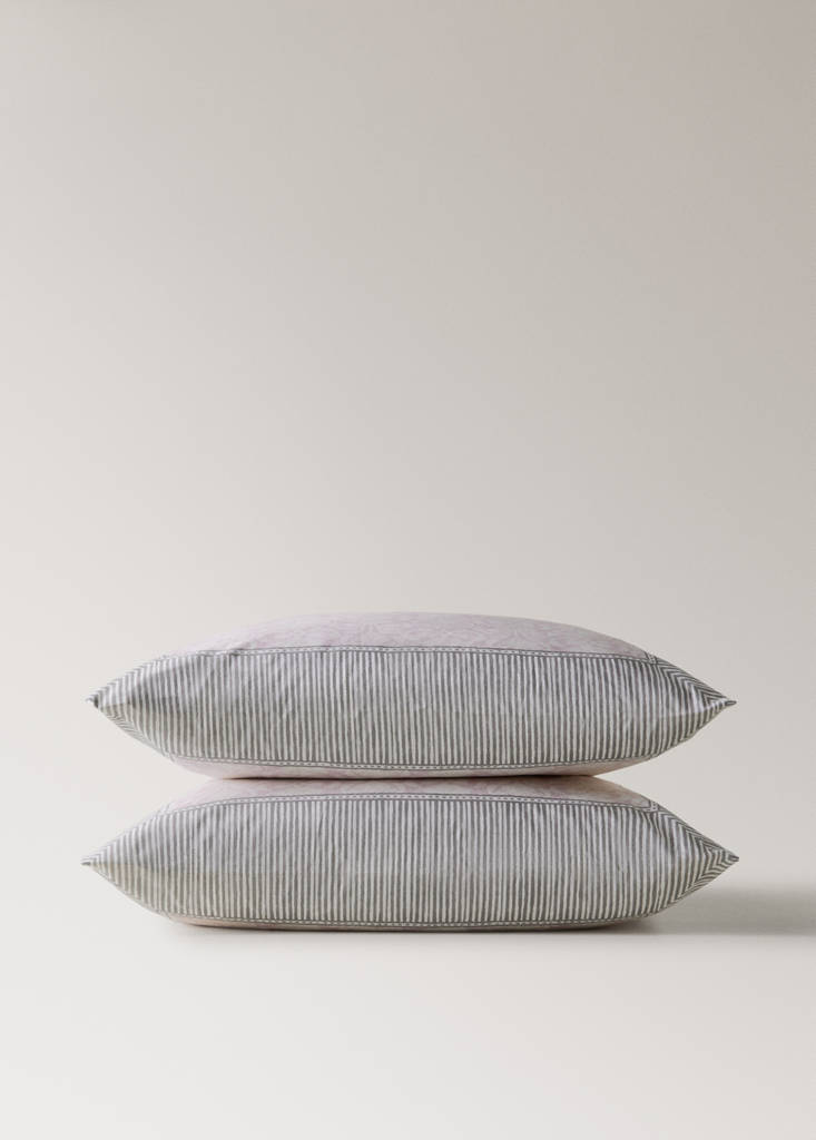 Floral border percale cotton pillow covers 60x60cm — Pastel Pink