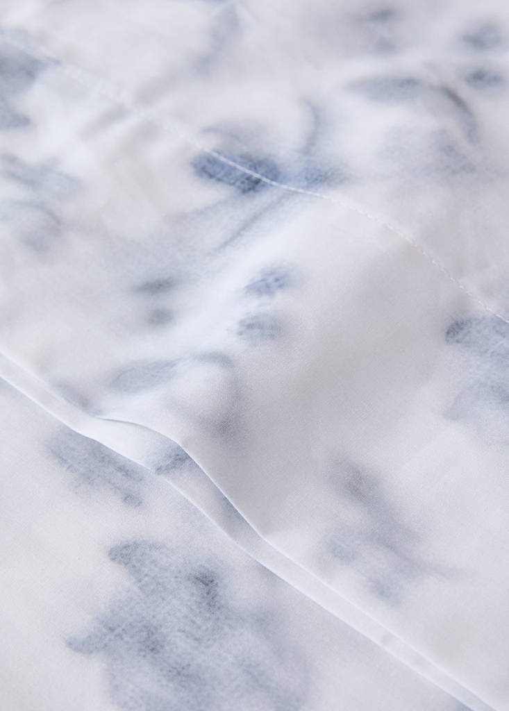 Faded floral percale pillowcase 45x110 cm — Blue