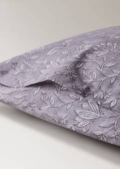 Two decorative floral print pillowcases 50x75 cm — Light/Pastel Purple 3