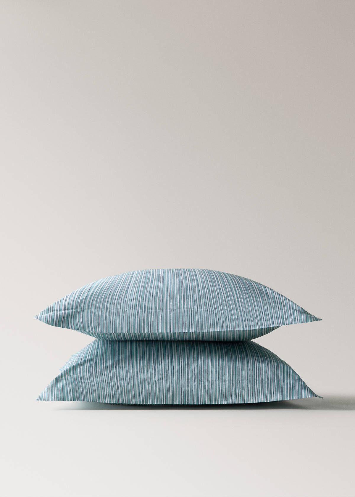 Two decorative floral print pillow covers 60x60 cm — Aqua Green
