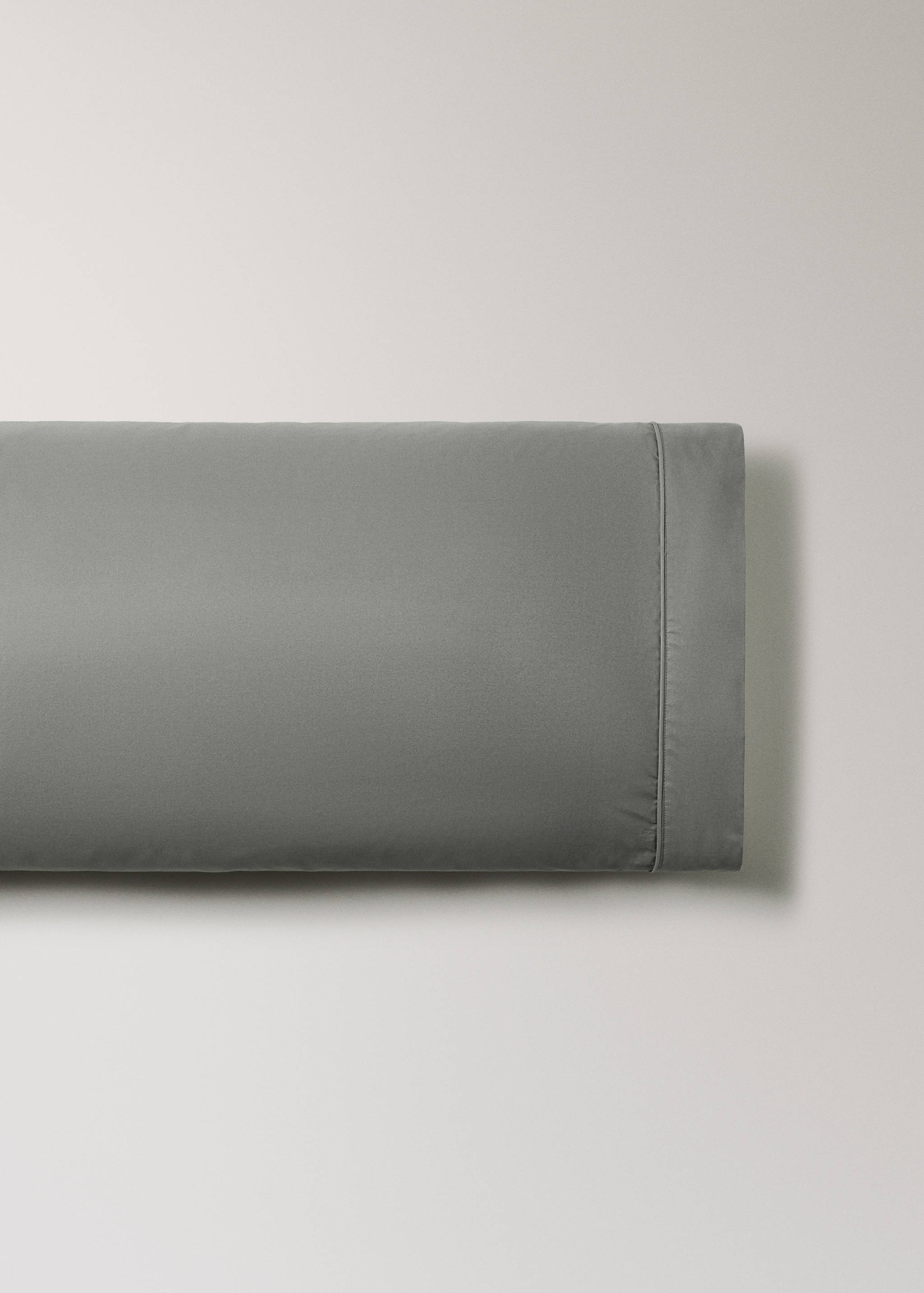 500-thread count cotton percale pillowcase with rounded piping detail, 45x110 cm - Article without model