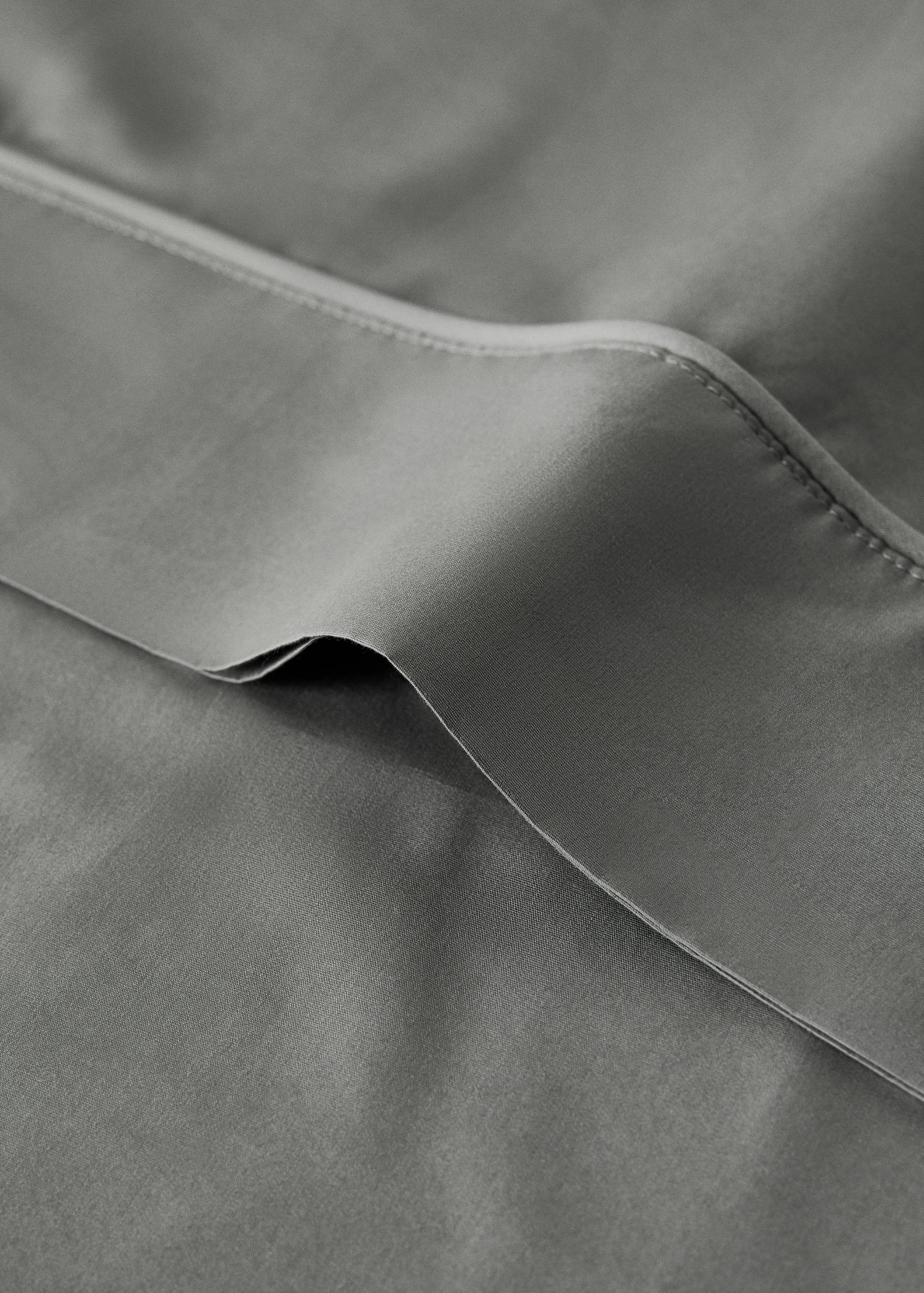 500-thread count cotton percale pillowcase with rounded piping detail, 45x110 cm - Details of the article 1
