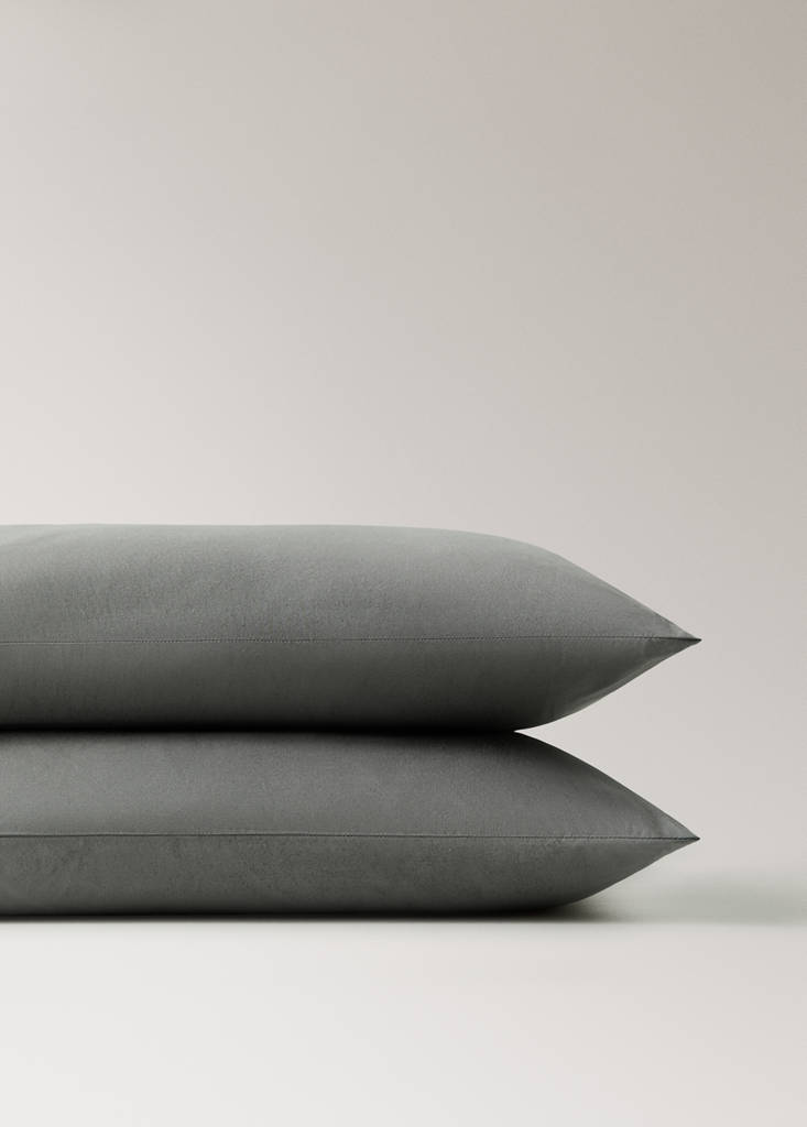 Two 500-thread count cotton percale pillowcases with rounded piping detail 50x75 cm — Grey