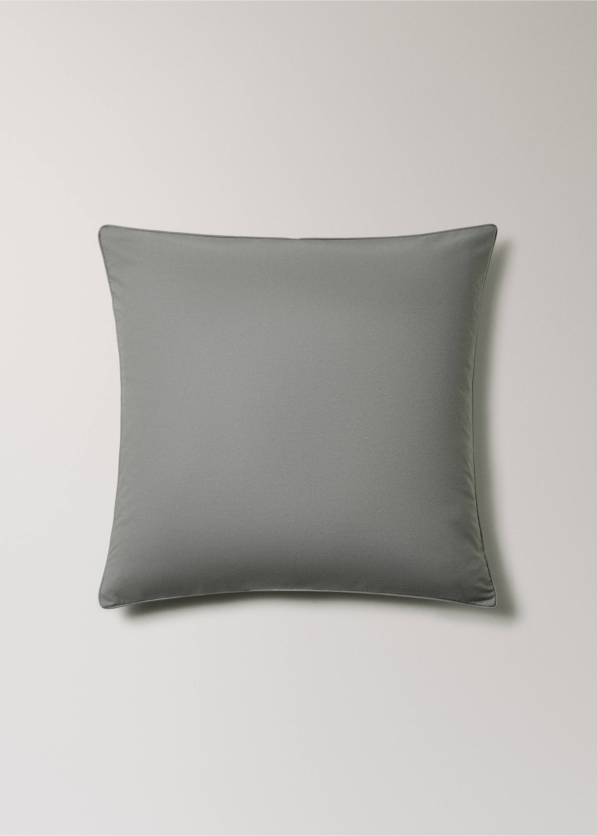 Two 500-thread count cotton percale pillowcases with rounded piping detail 60x60 cm - Article without model, Grey. Ref: 27012966-00.