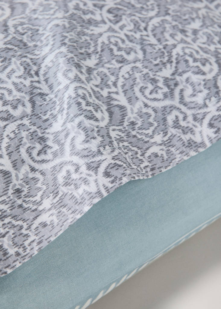 Two percale pillowcases with decorative floral border and striped trim 50x75 cm — Light/Pastel Grey