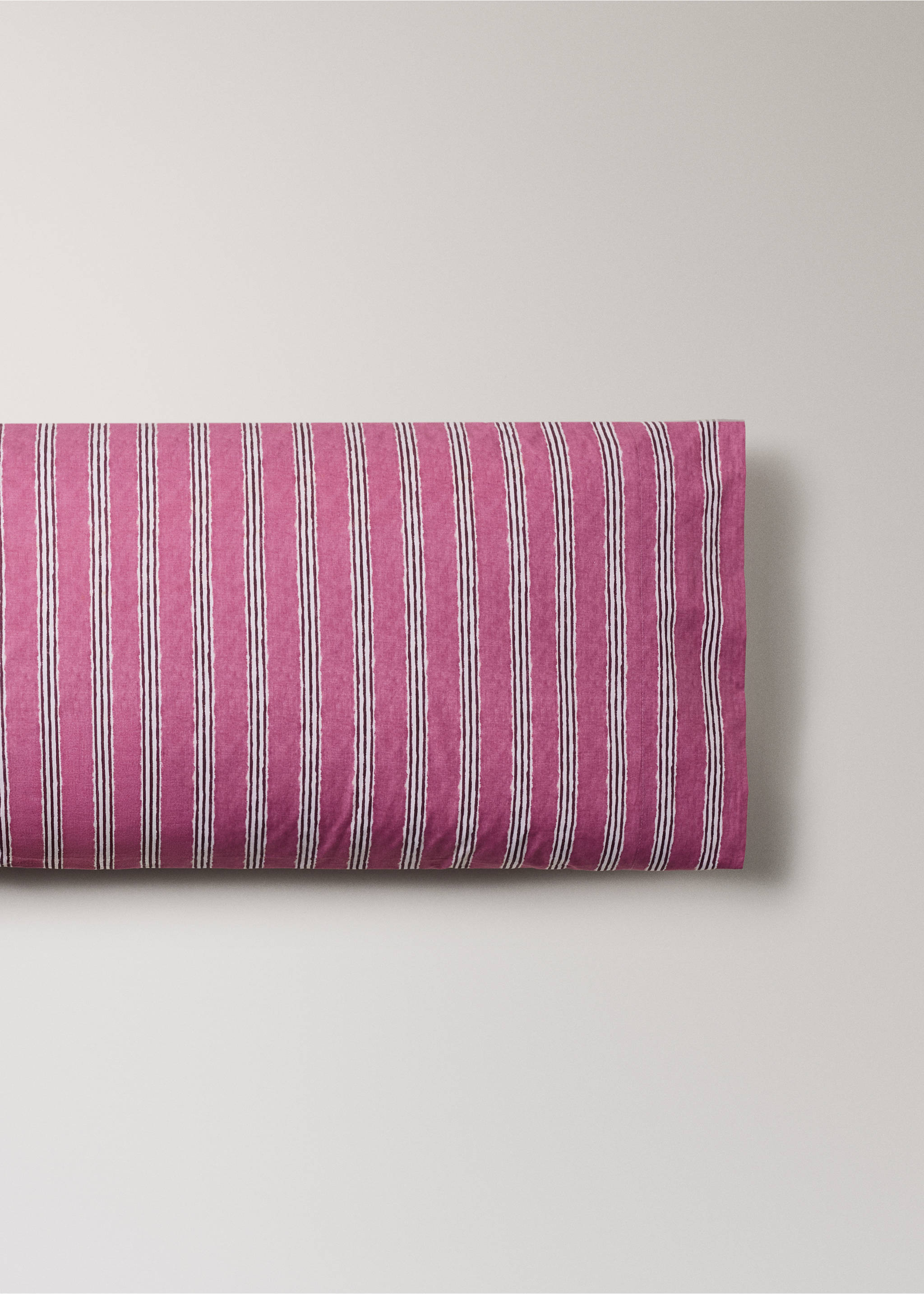 Tricolour striped percale cotton pillowcase 45x110 cm - Article without model, Cherry. Ref: 27012970-00.