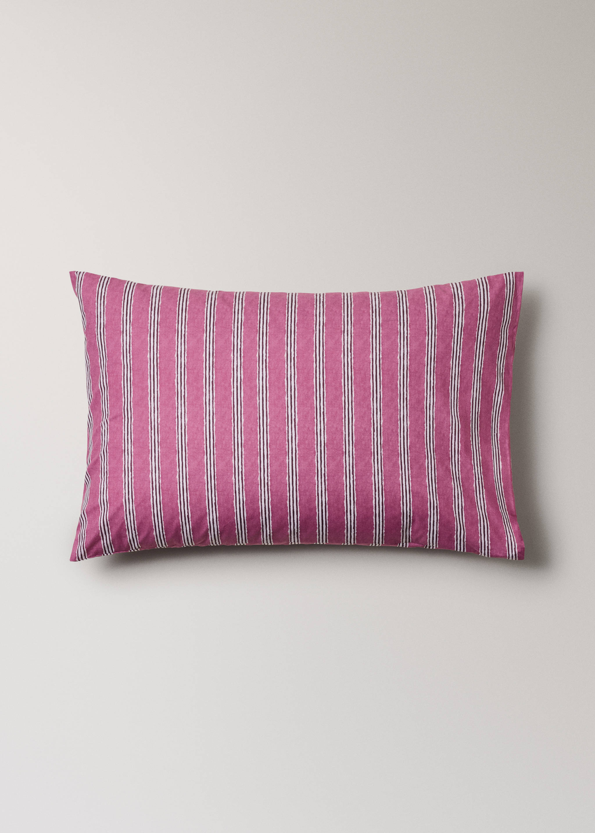 Two tricolour striped percale cotton pillowcases 50x75 cm - Article without model