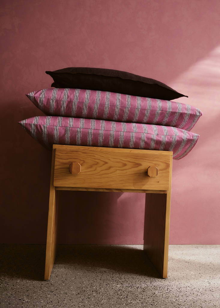 Two tricolour striped percale cotton pillowcases 50x75 cm — Cherry