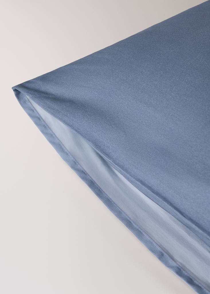 Two 60x60cm cotton satin ombré pillow covers — Blue