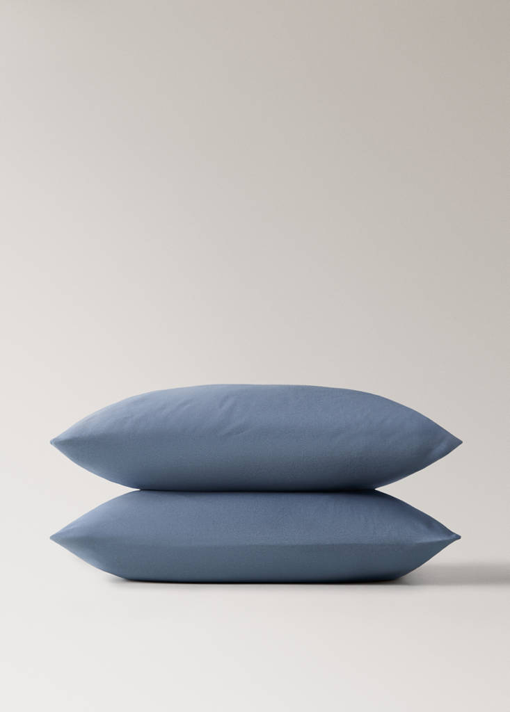 Two 60x60cm cotton satin ombré pillow covers — Blue