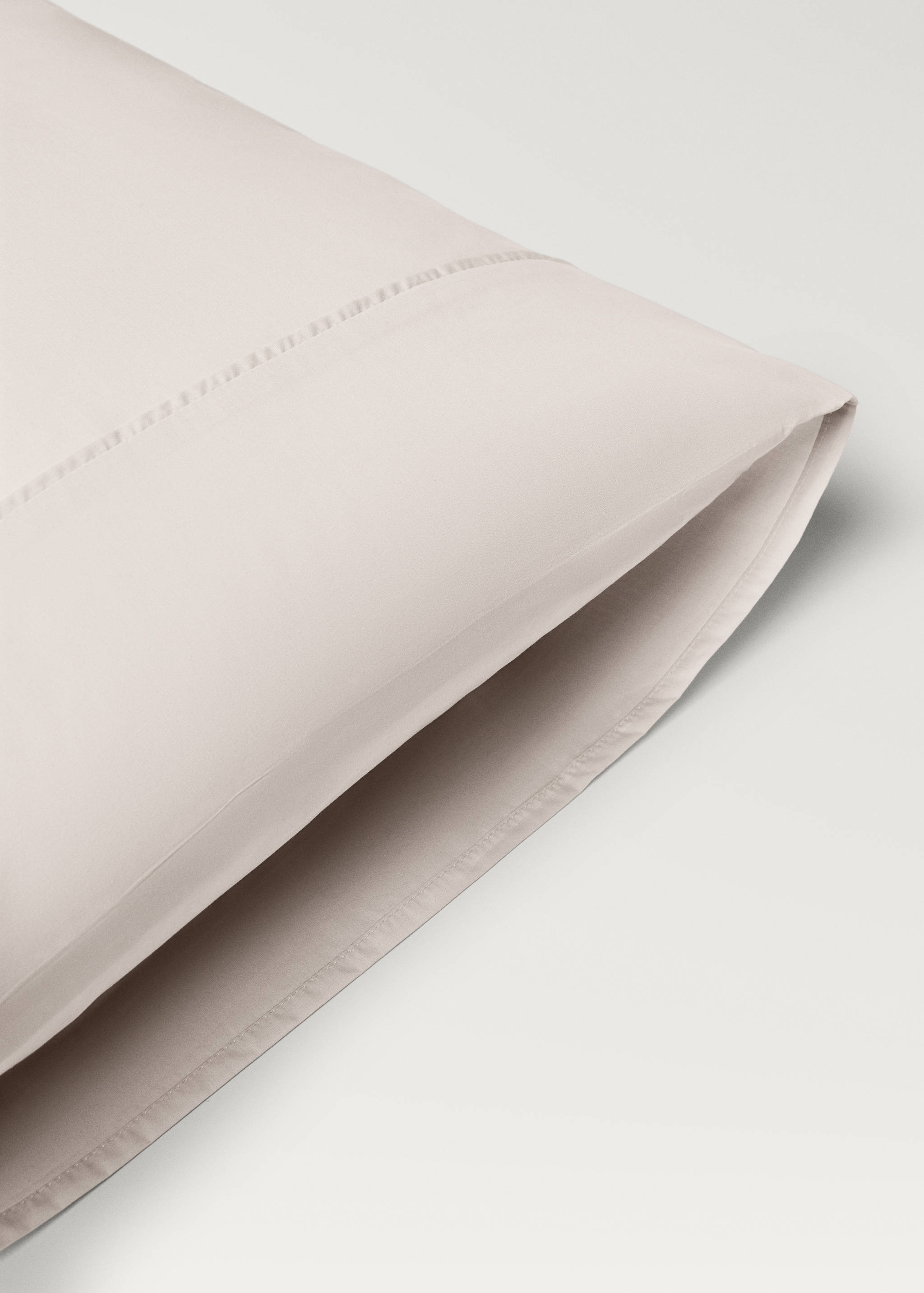 300-thread count cotton percale pillowcase, 45x110 cm - Details of the article 2