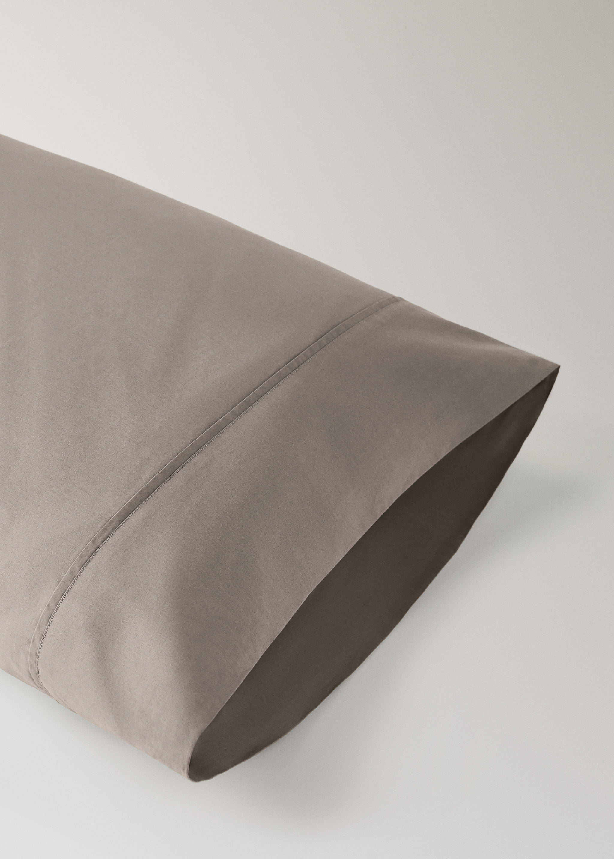 300-thread count cotton percale pillowcase, 45x110 cm - Details of the article 1