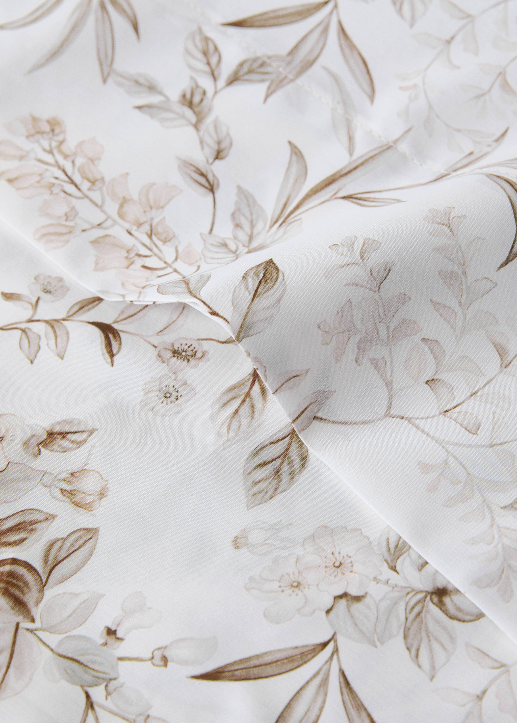 Two garden floral print pillow covers 60x60 cm - Details of the article 1