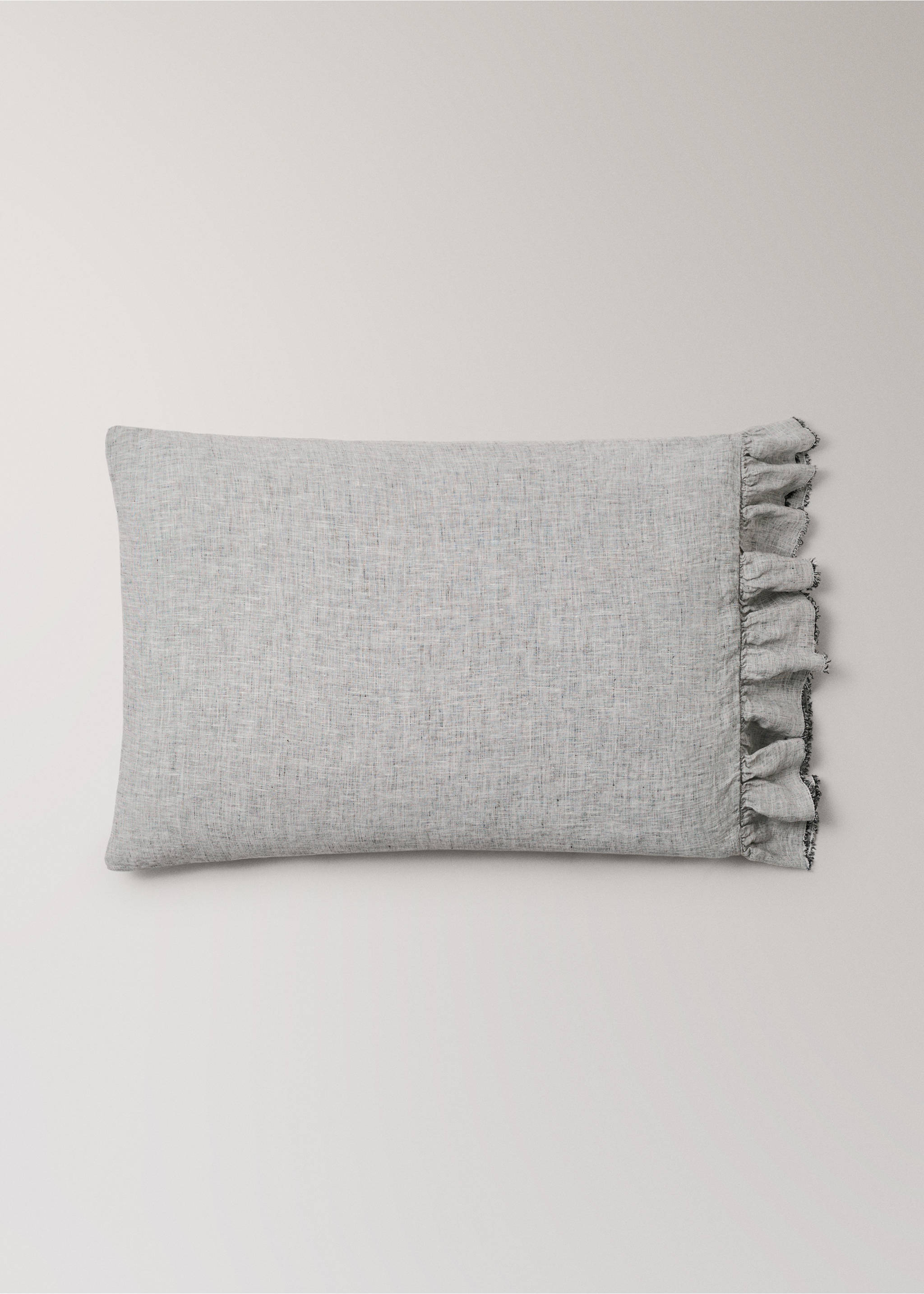 Linen pillowcase with ruffles 50X75 cm - Article without model, Dark Heather Grey. Ref: 27012988-00.