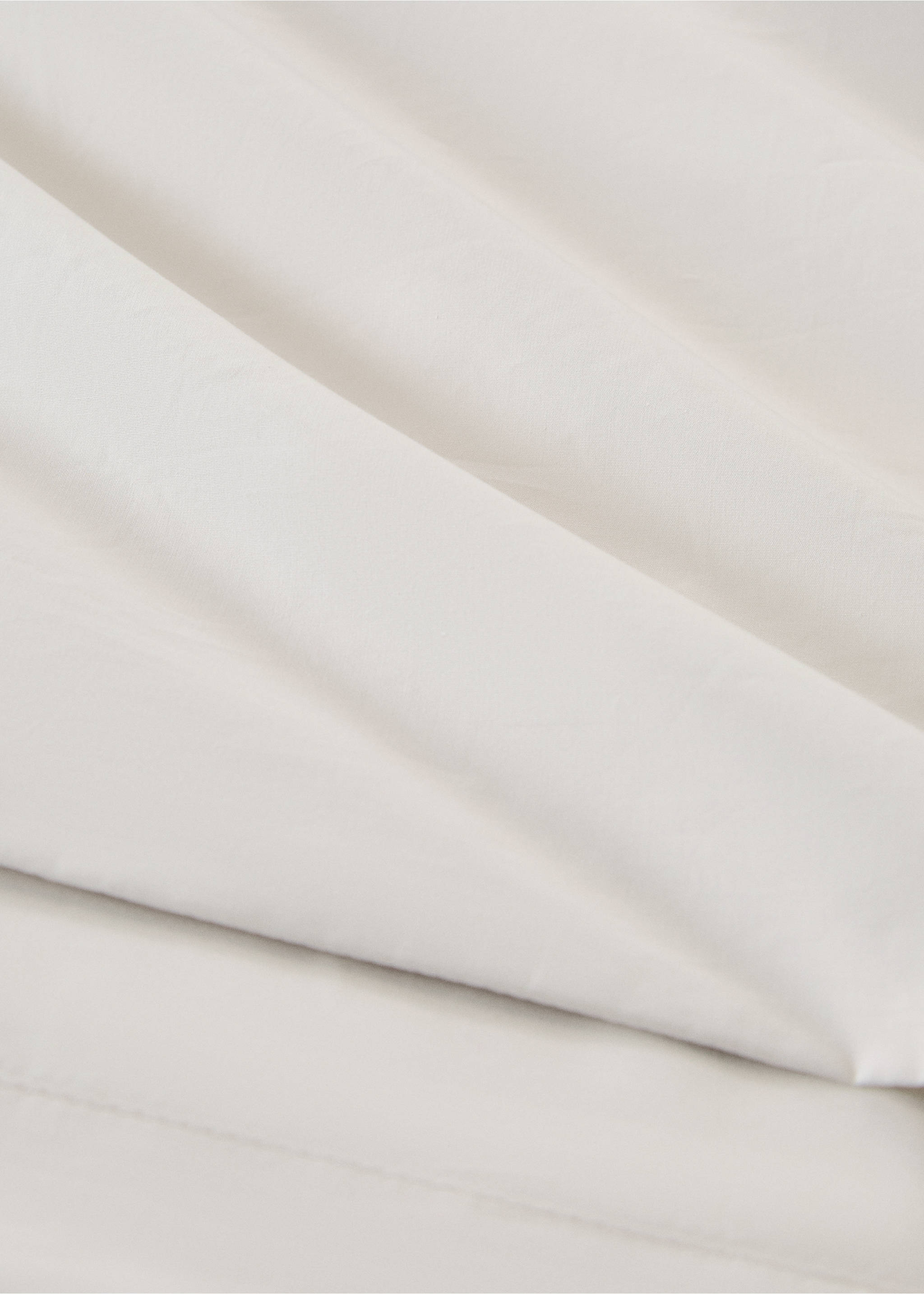 300 threads cotton percale duvet cover Superking bed - Details of the article 2, Ivory White. Ref: 27013058-00.