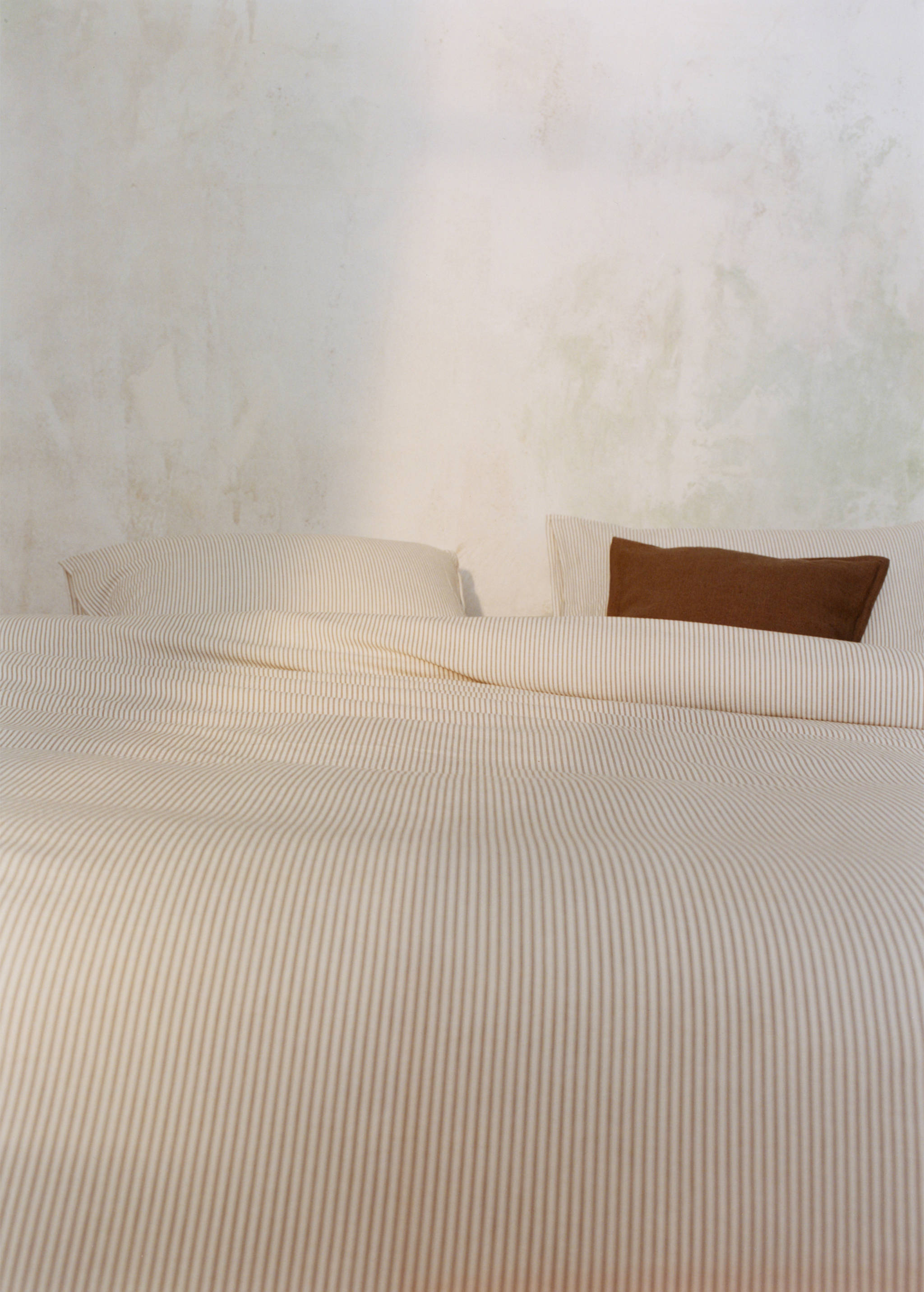 Husă de pilotă din bumbac seersucker, model cu dungi fine, pentru pat de 180/200 cm - Detaliu al articolului 6