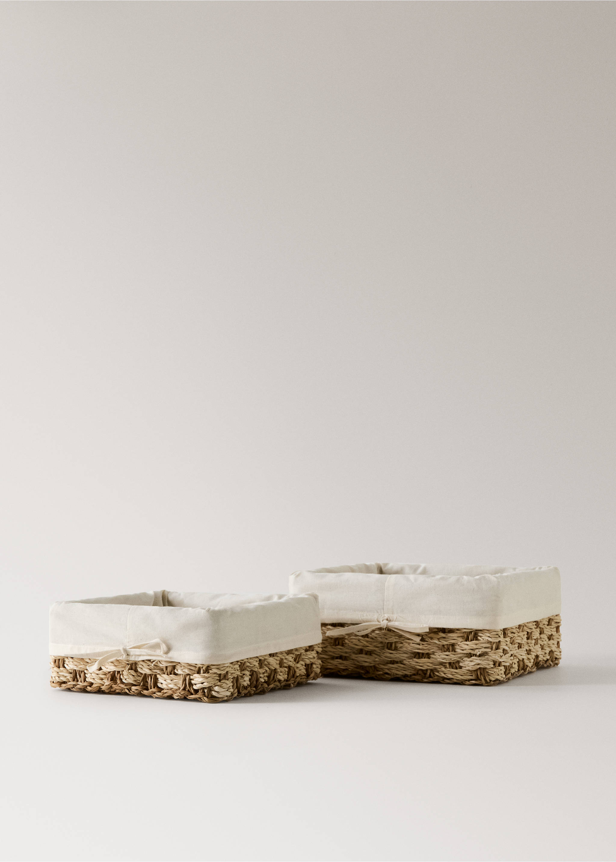 Large woven seagrass basket - Details of the article 3, Brown. Ref: 27013280-00.