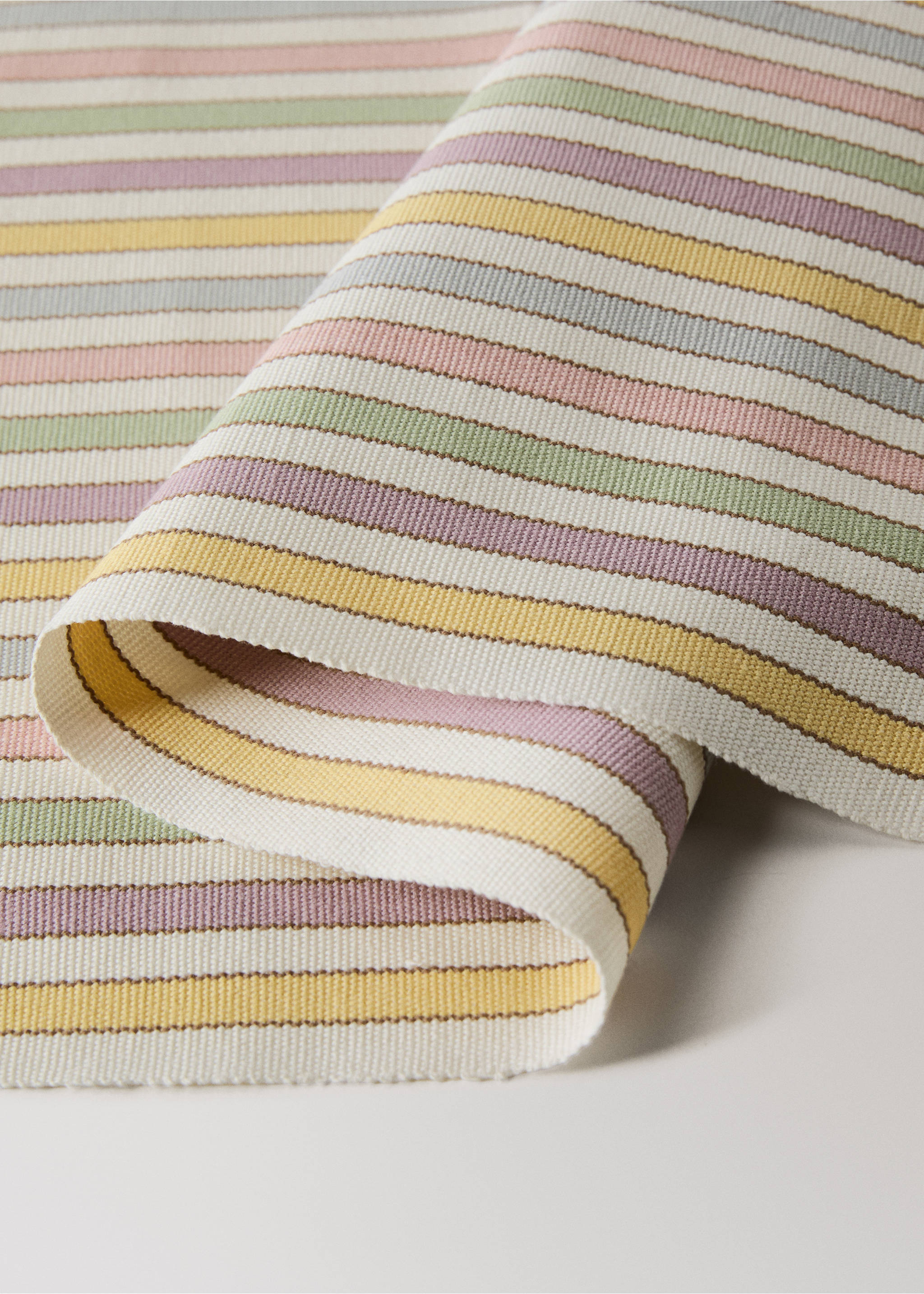 Yarn-dyed bicolour striped table mats - Details of the article 1, Yellow. Ref: 27013292-00.