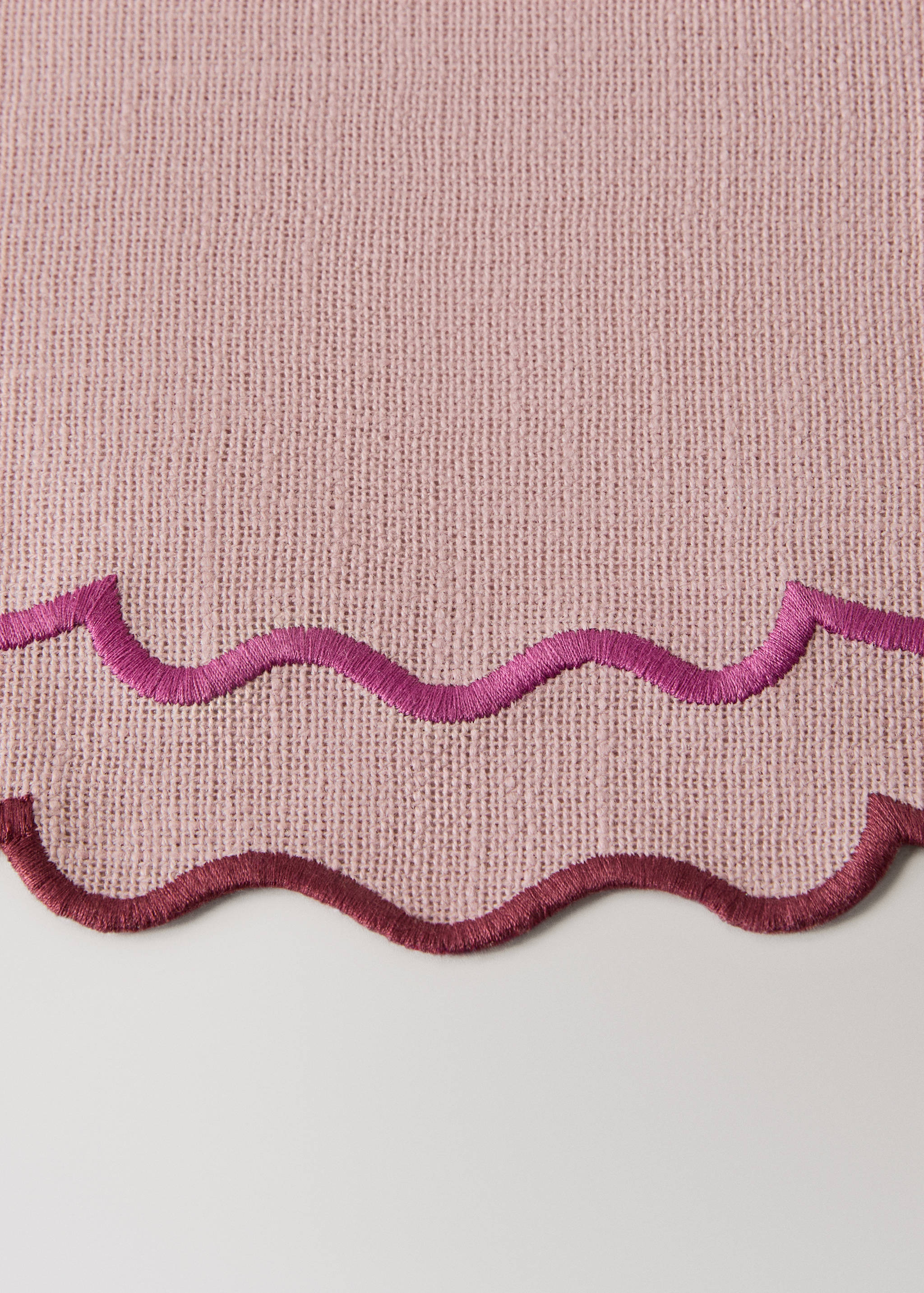 Einzelne Baumwolltischdecke mit Wellen - Detail des Artikels 2