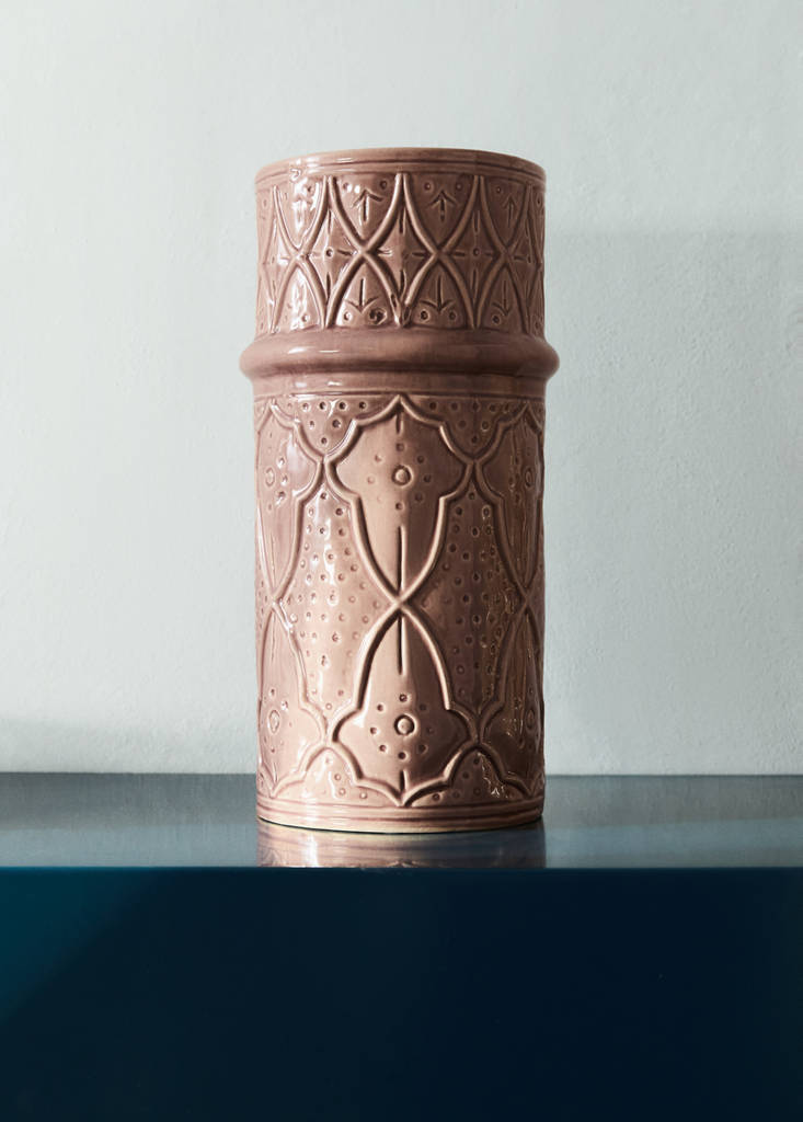 Large embossed stoneware vase — Pink