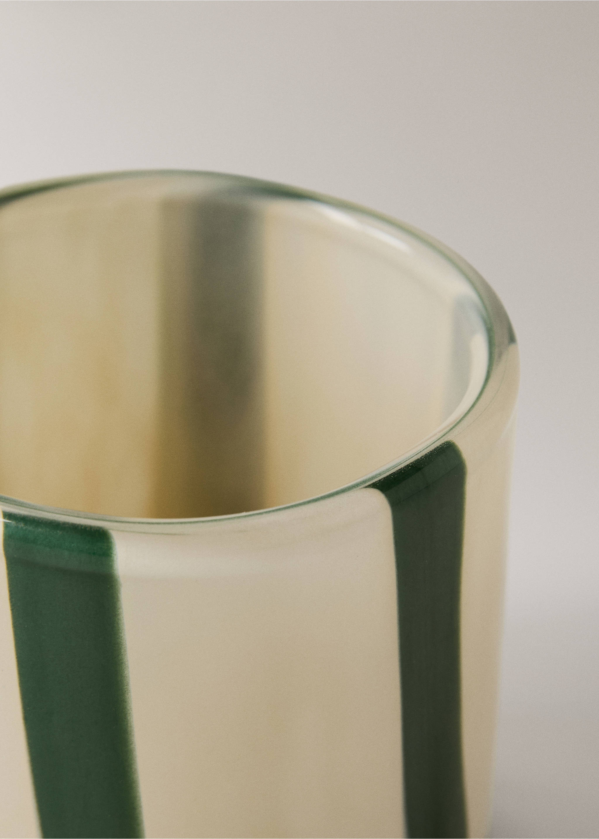 Blown glass candleholder - Details of the article 1, Green. Ref: 27013313-00.