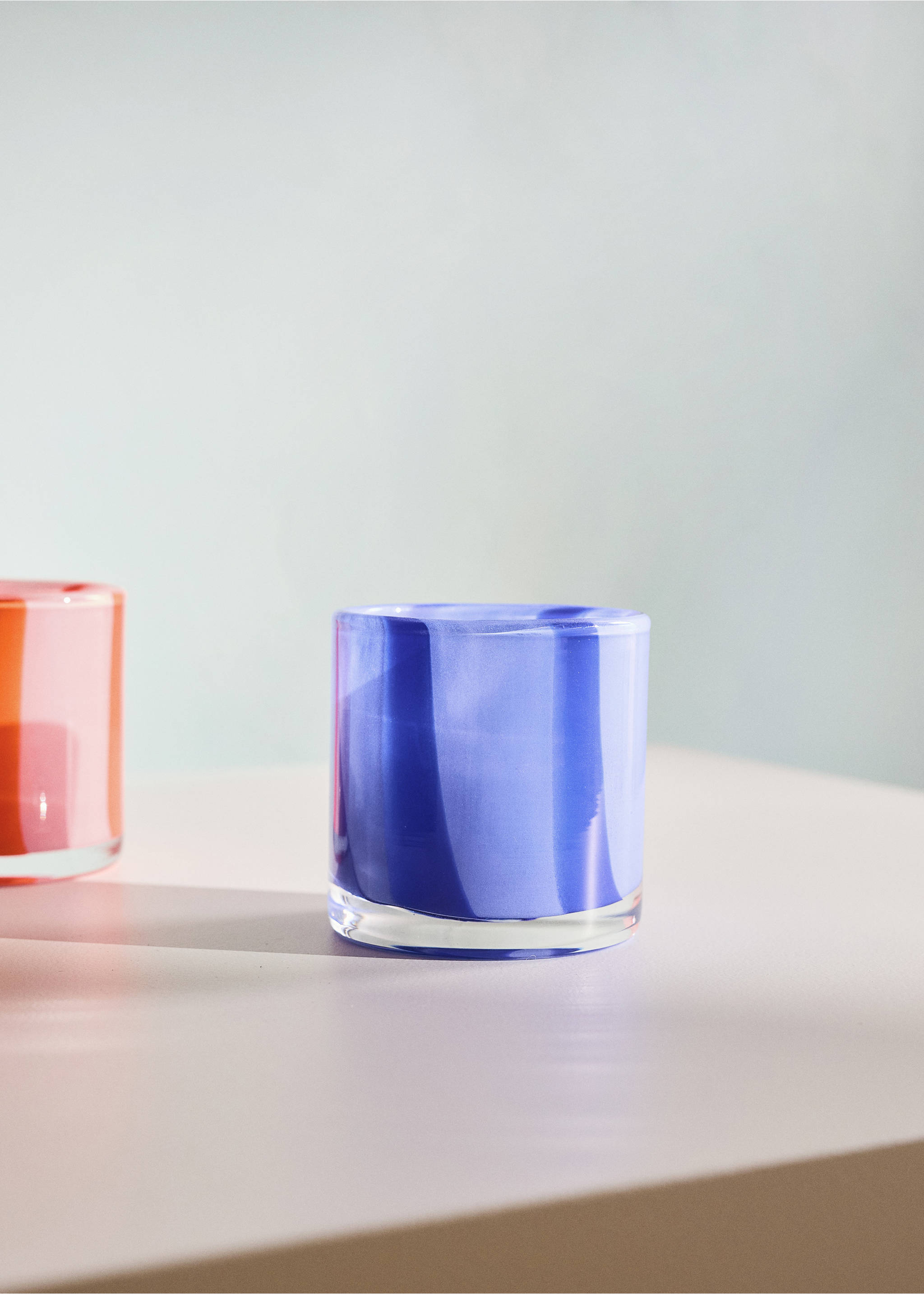 Bougeoir en verre soufflé - Plan général, Bleu. Ref: 27013313-00.