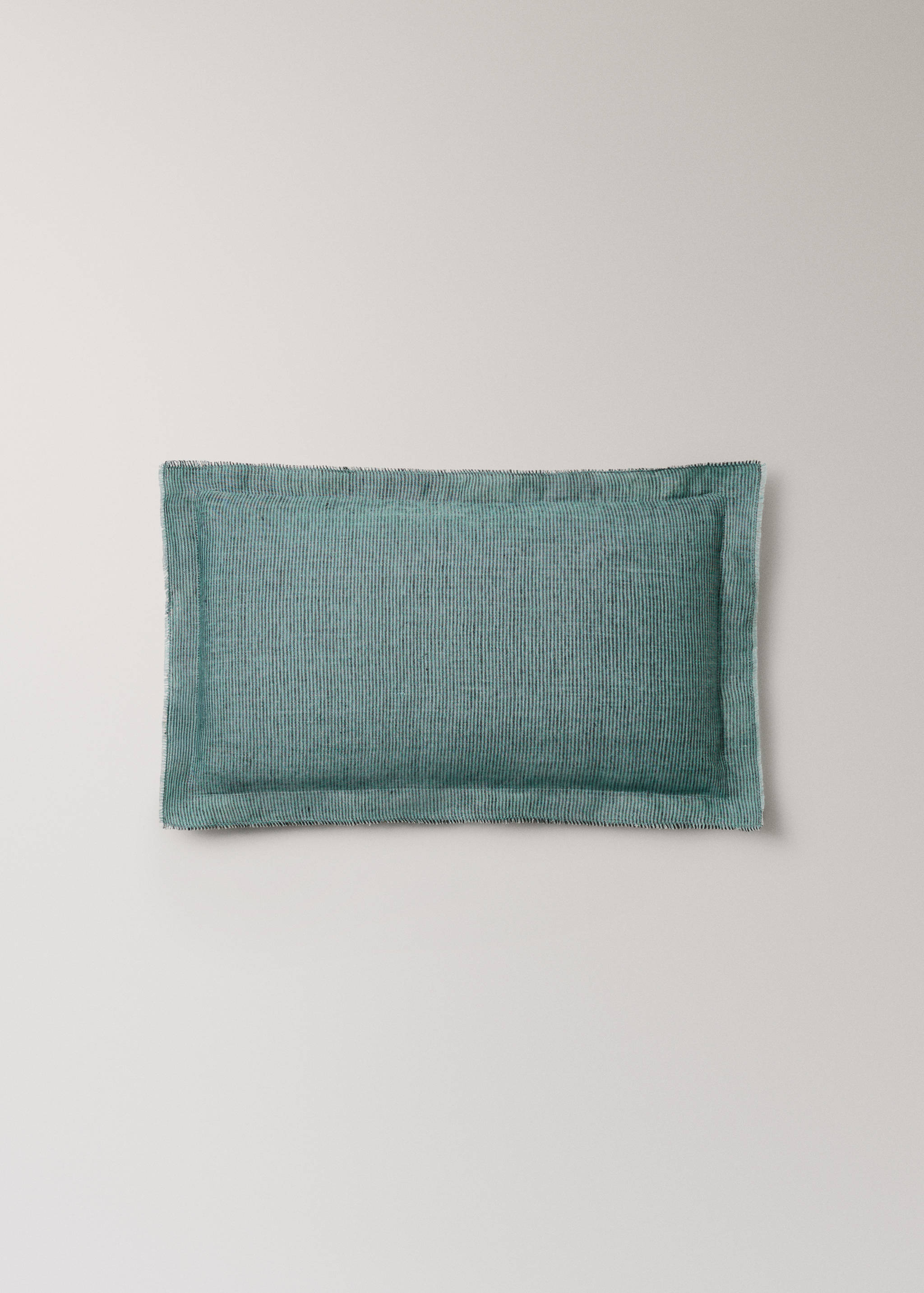 Linen cushion cover with topstitch finish 30x50 cm - Article without model