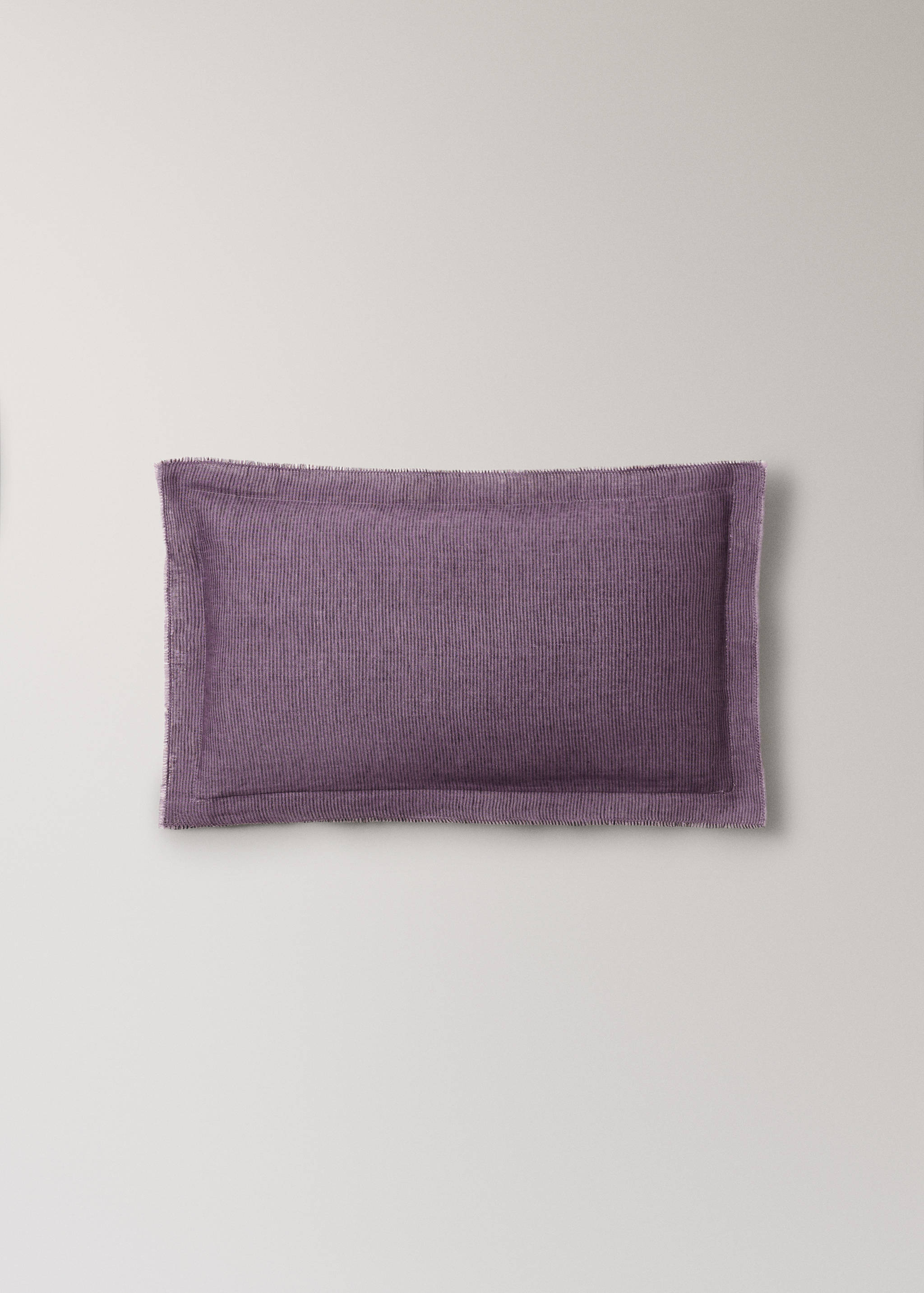 Linen cushion cover with topstitch finish 30x50 cm - Article without model