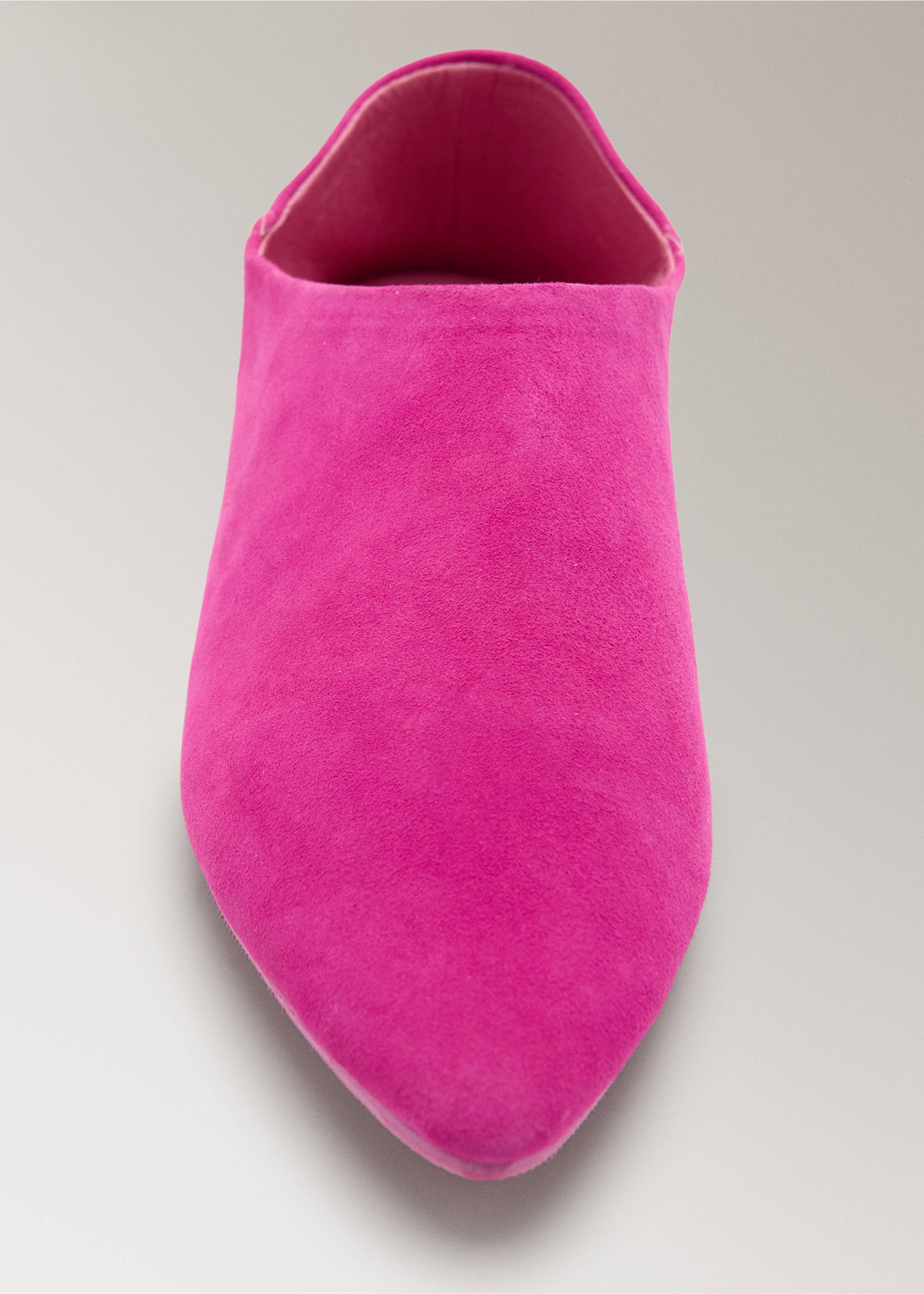 Lädertoffel med sömdetalj - Detaljer om artikeln 1, Fuchsia. Ref: 27013319-00.