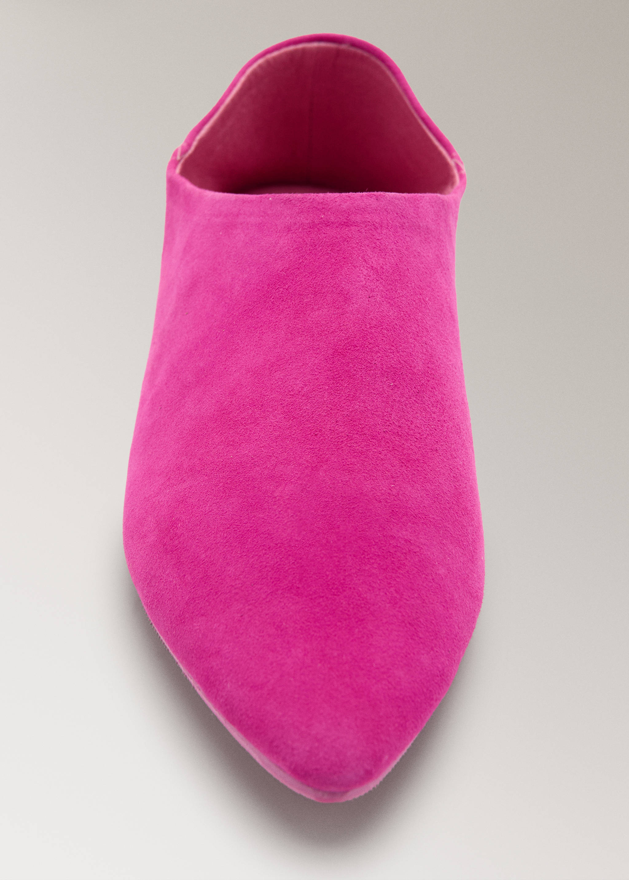 Leather clogs with stitching detail - Details of the article 1