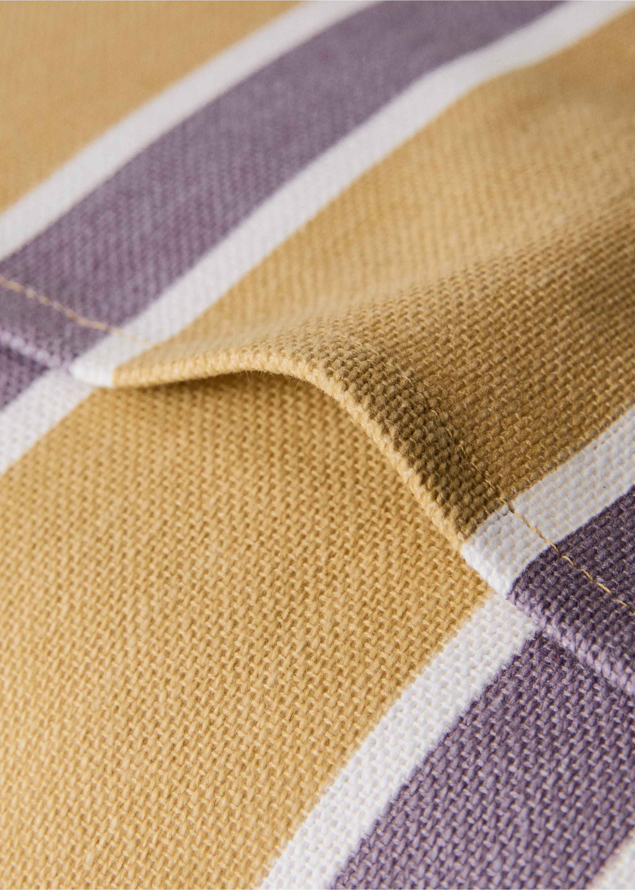 Cotton cushion cover with printed stripes 45x45 cm - Details of the article 2, Yellow. Ref: 27013321-00.