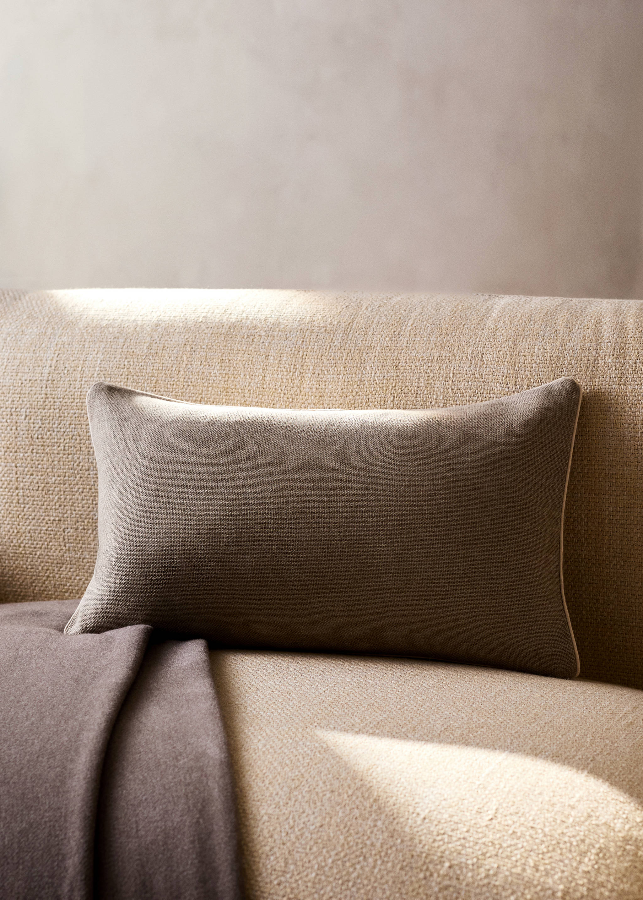 Cotton cushion cover with structure 30x50cm - General plane