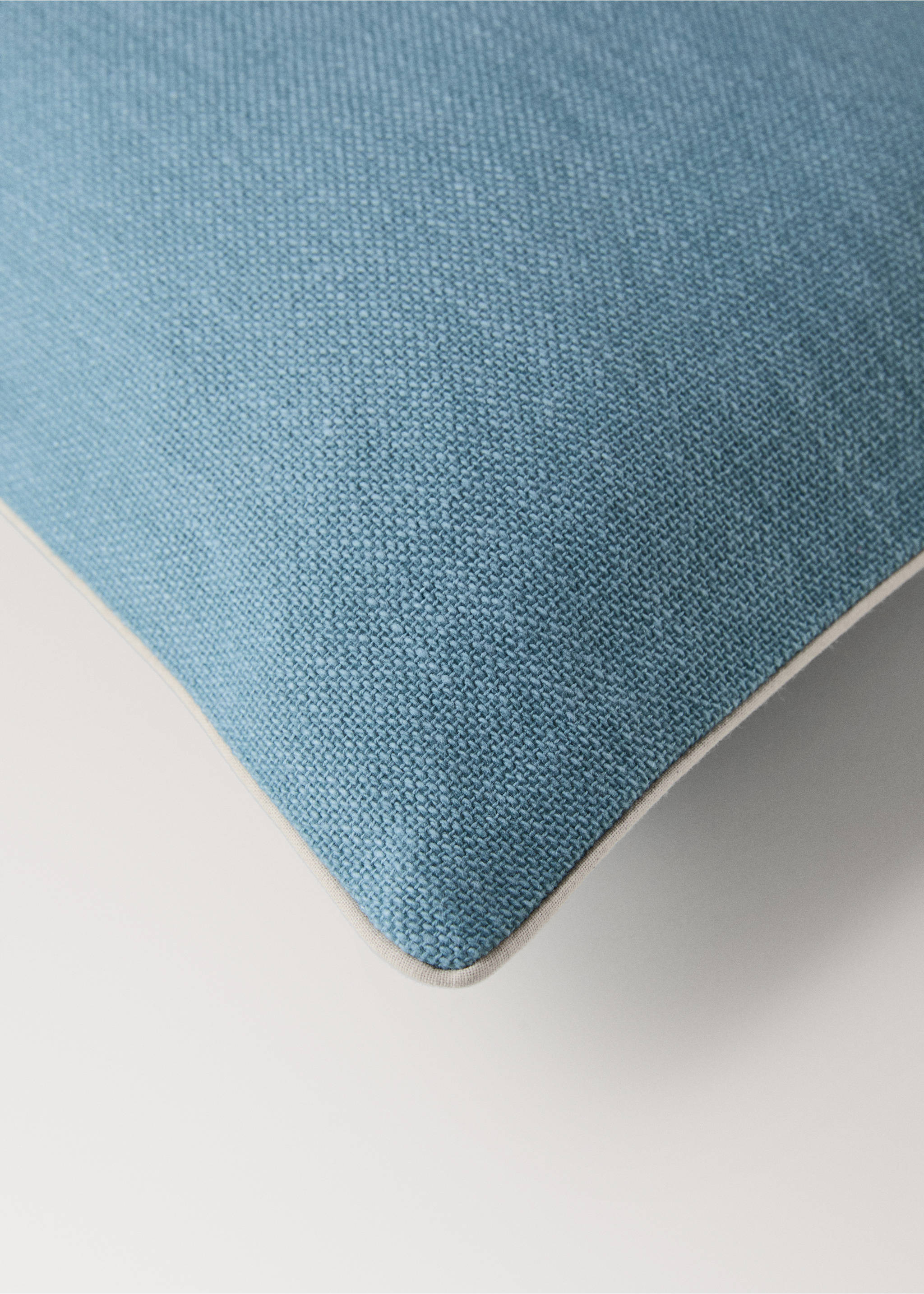 Cotton cushion cover with structure 30x50cm - Details of the article 1, Blue. Ref: 27013322-00.